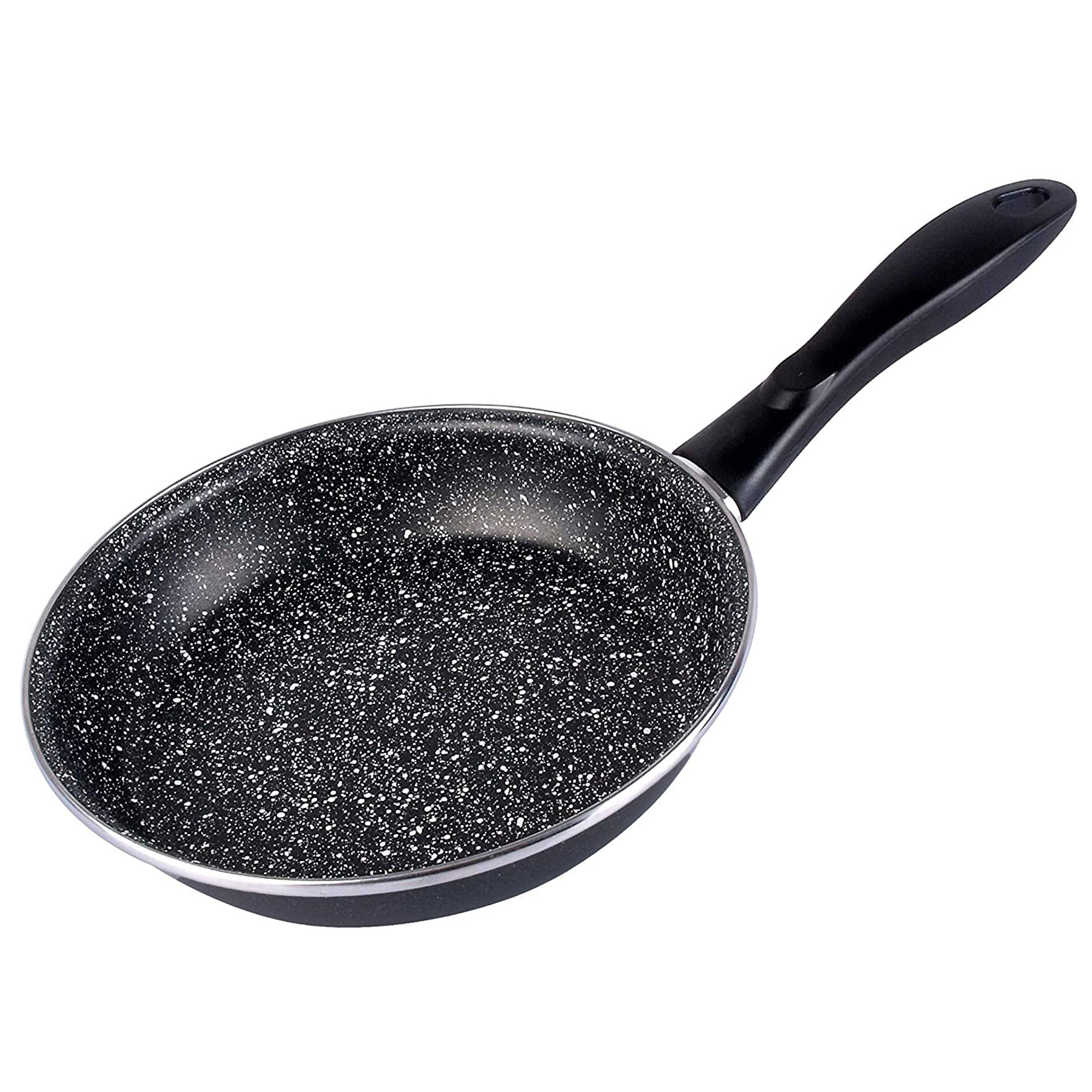 Sartén con mango negro e interior moteado negro. La sartén está sobre un fondo blanco.