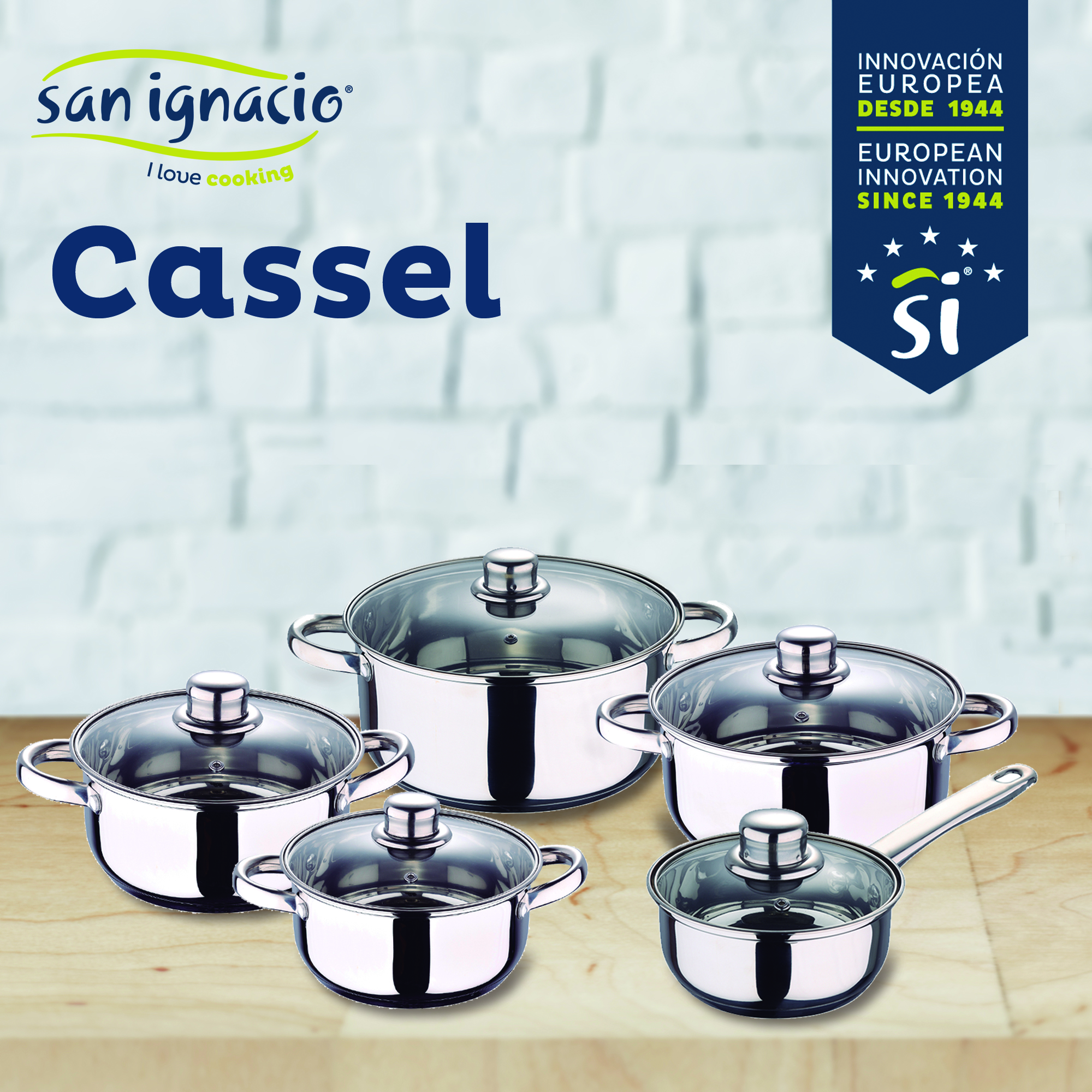 Juego de ollas de acero inoxidable con tapas de cristal. La marca es San Ignacio.