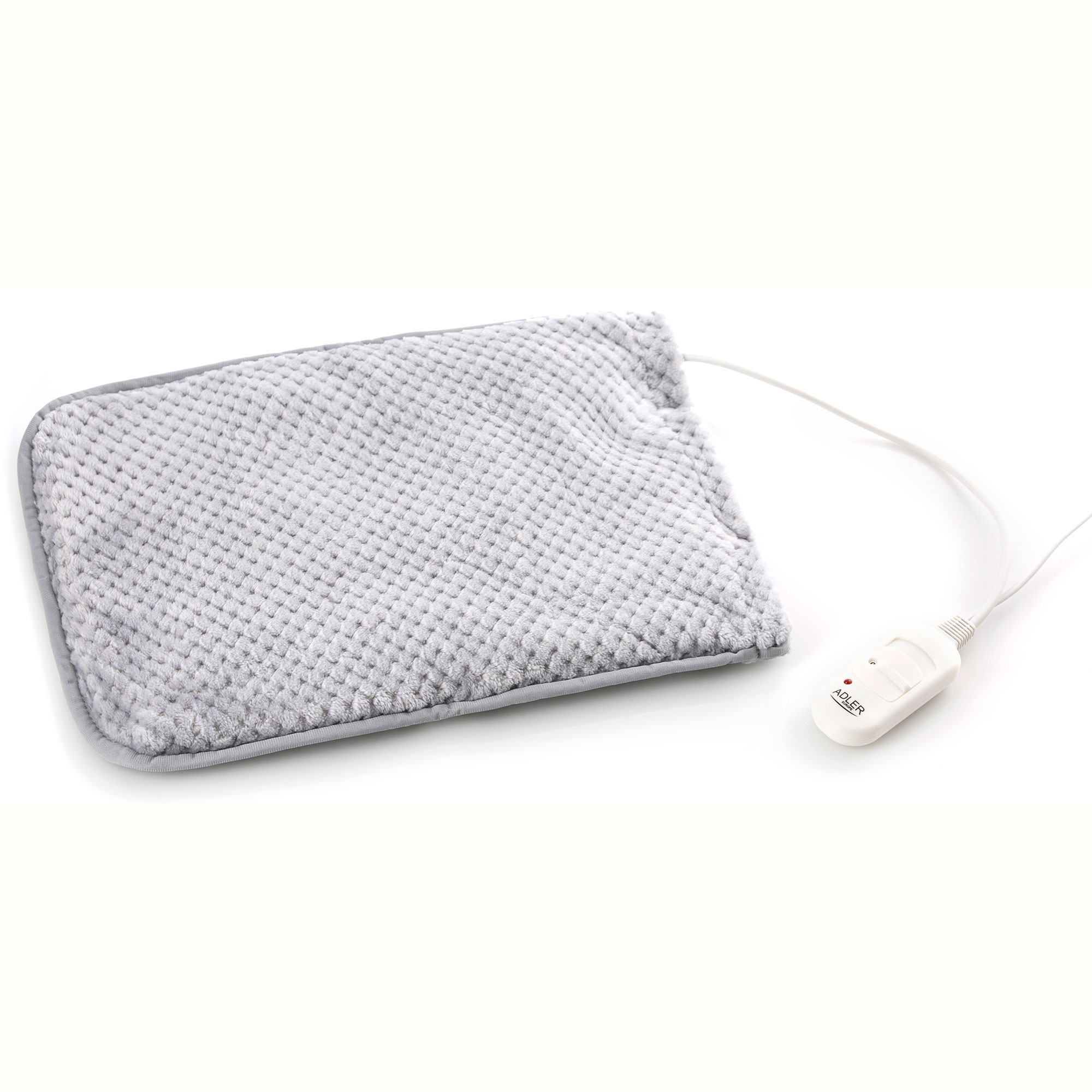 Una almohadilla térmica gris con cable y control, sobre una superficie blanca. Marca Adler.