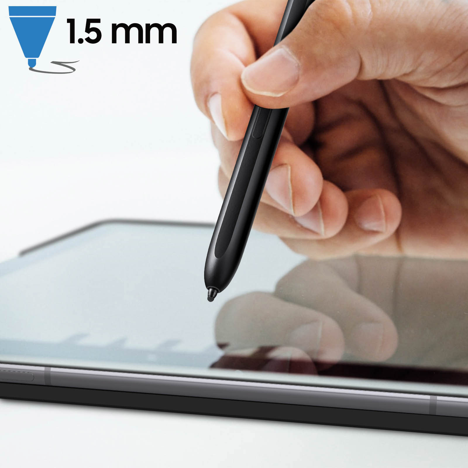Un lápiz óptico negro cerca de una tableta. Muestra un tamaño de punta de 1,5 mm. La tableta es negra.