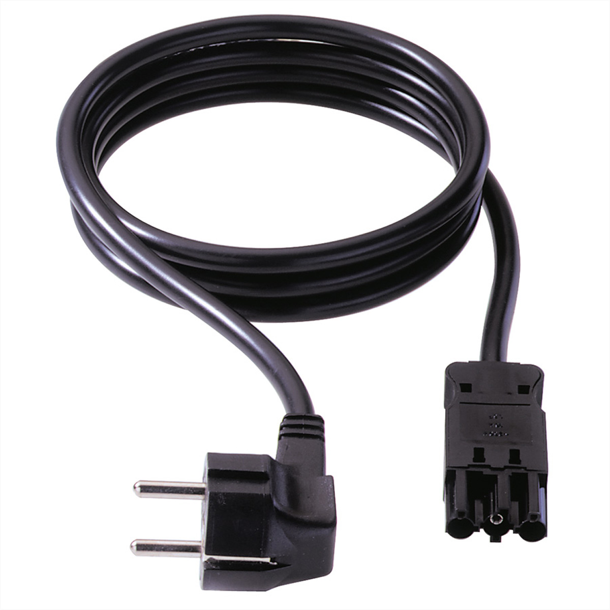 Czarny, zwinięty kabel zasilający z wtyczką i złączem, na białym tle.