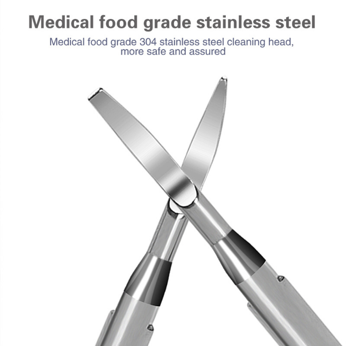 Dwa skrzyżowane nożyczki medyczne ze stali nierdzewnej, zbliżenie na białym tle.