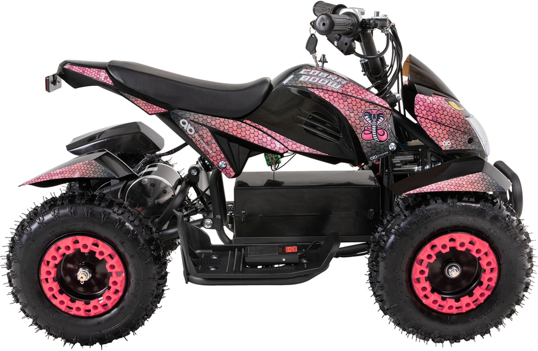 Pinkes und schwarzes Quad mit pinken Rädern, auf weißem Hintergrund. Mit Cobra 8000 Branding.