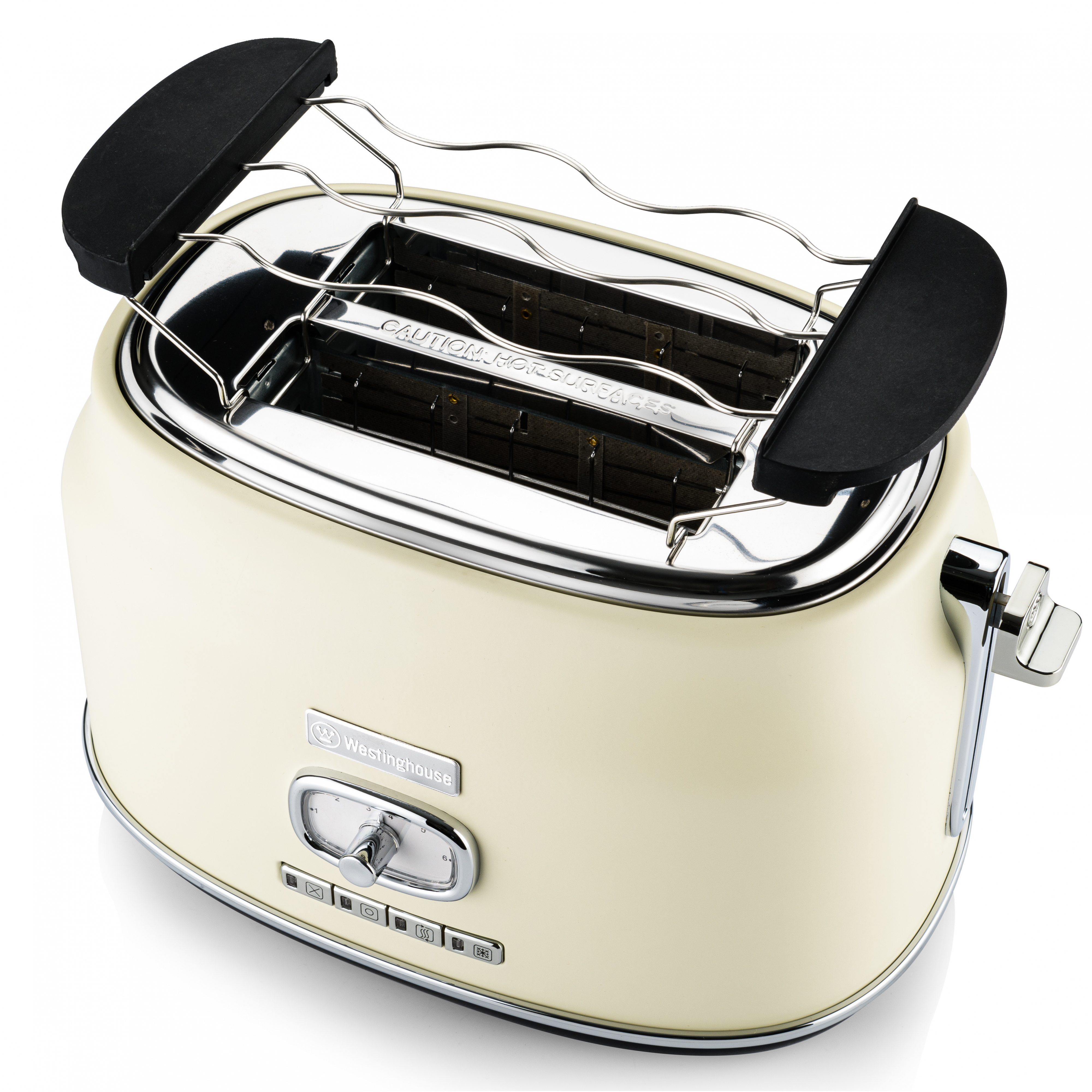 Ein cremefarbener Westinghouse-Toaster. Er hat eine Chromoberseite, ein Rad und Knöpfe. Der Hintergrund ist weiß.