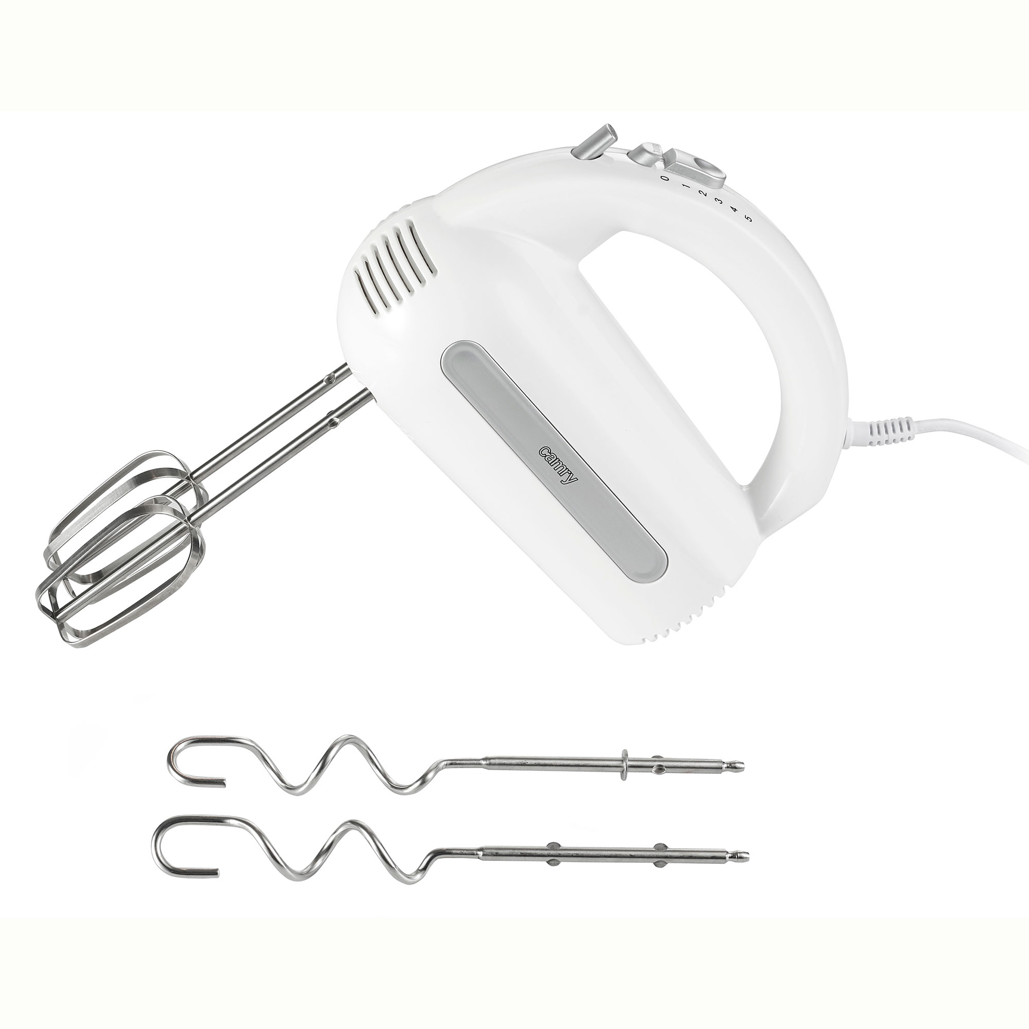 Biały mikser ręczny z uchwytem i dwiema parami trzepaczek, z nazwą marki 'Camry'.