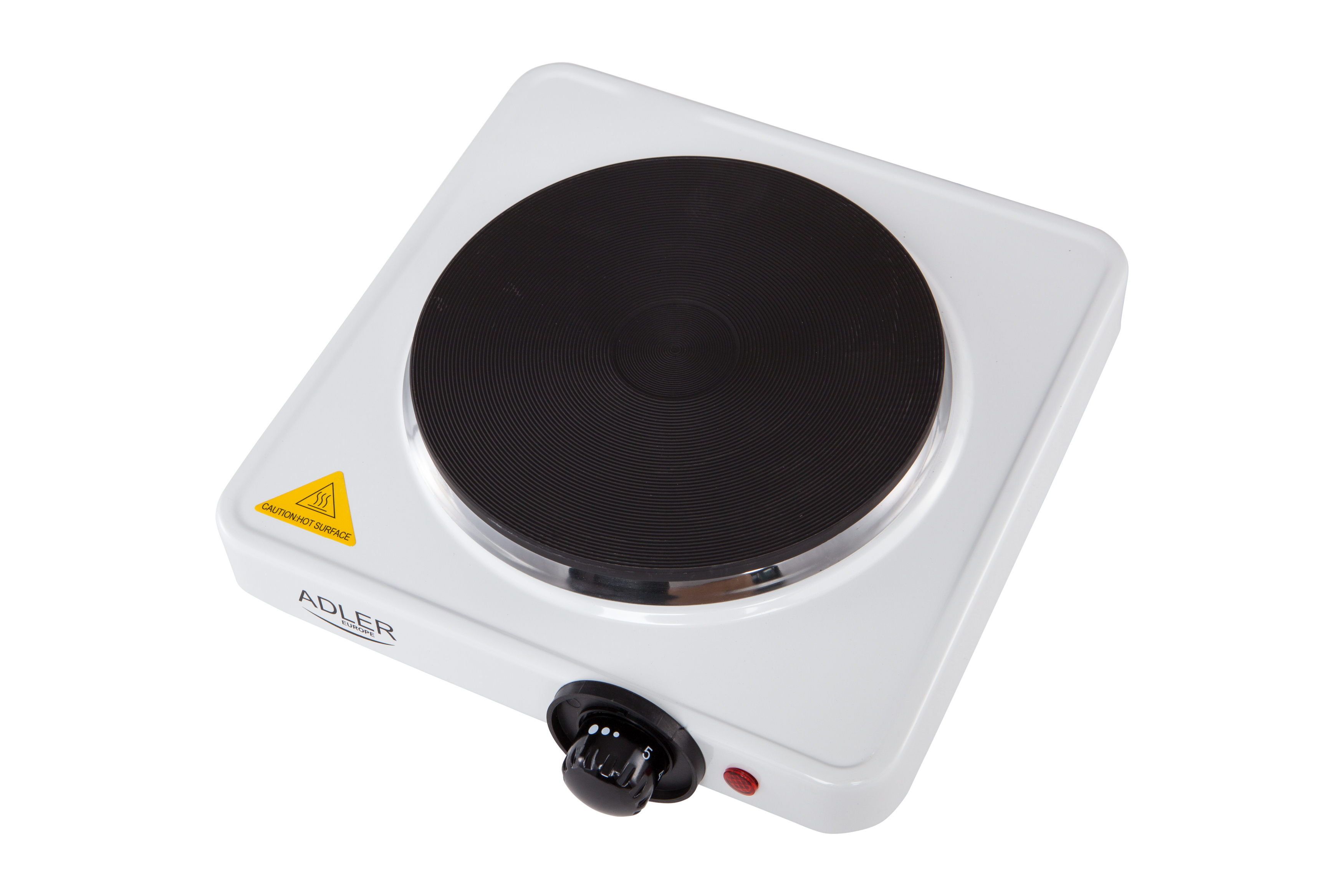 Biała elektryczna płyta grzejna z czarnym elementem grzejnym i pokrętłem. Izolowana na białym tle.