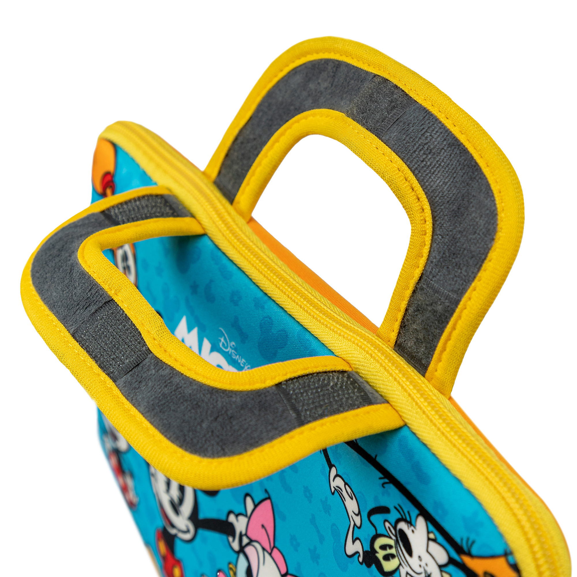 Nahaufnahme einer blauen Disney-Laptoptasche mit gelbem Rand.