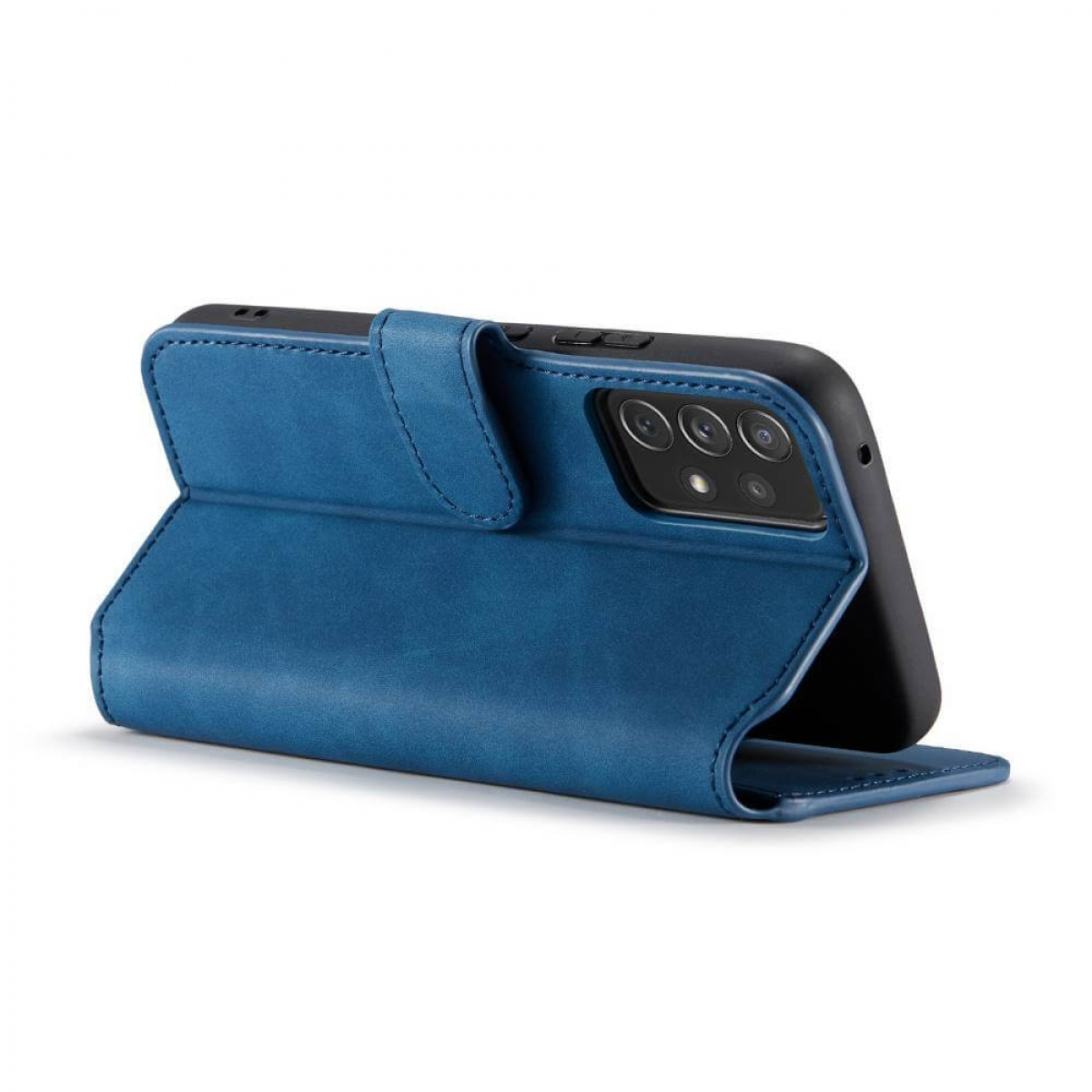 Blaue Leder-Handyhülle, offen und abgewinkelt, zeigt ein Telefon mit mehreren Rückkameras.