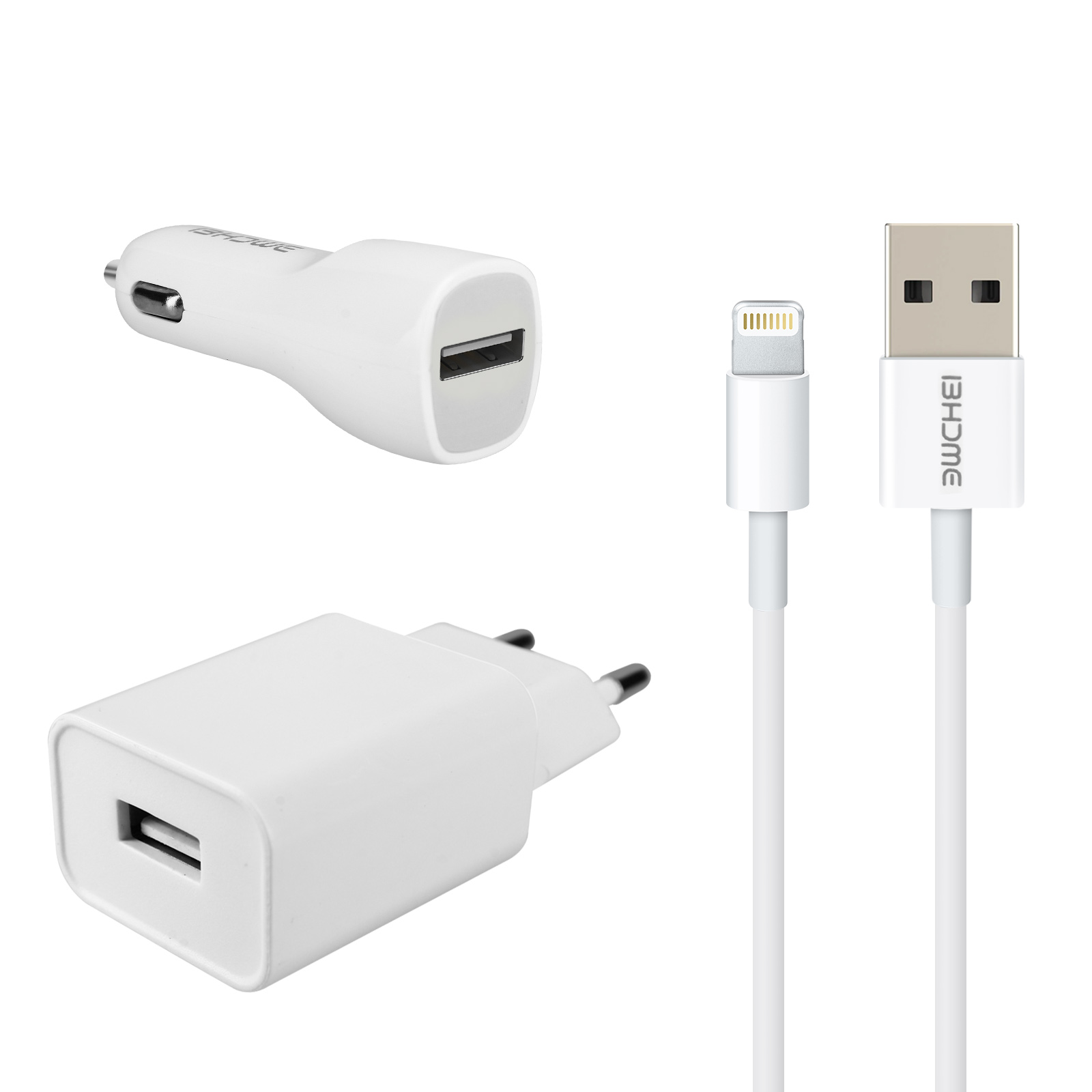 Drei weiße Ladegeräte: ein Autoladegerät, ein Wandladegerät und ein Kabel mit Lightning-Anschluss.