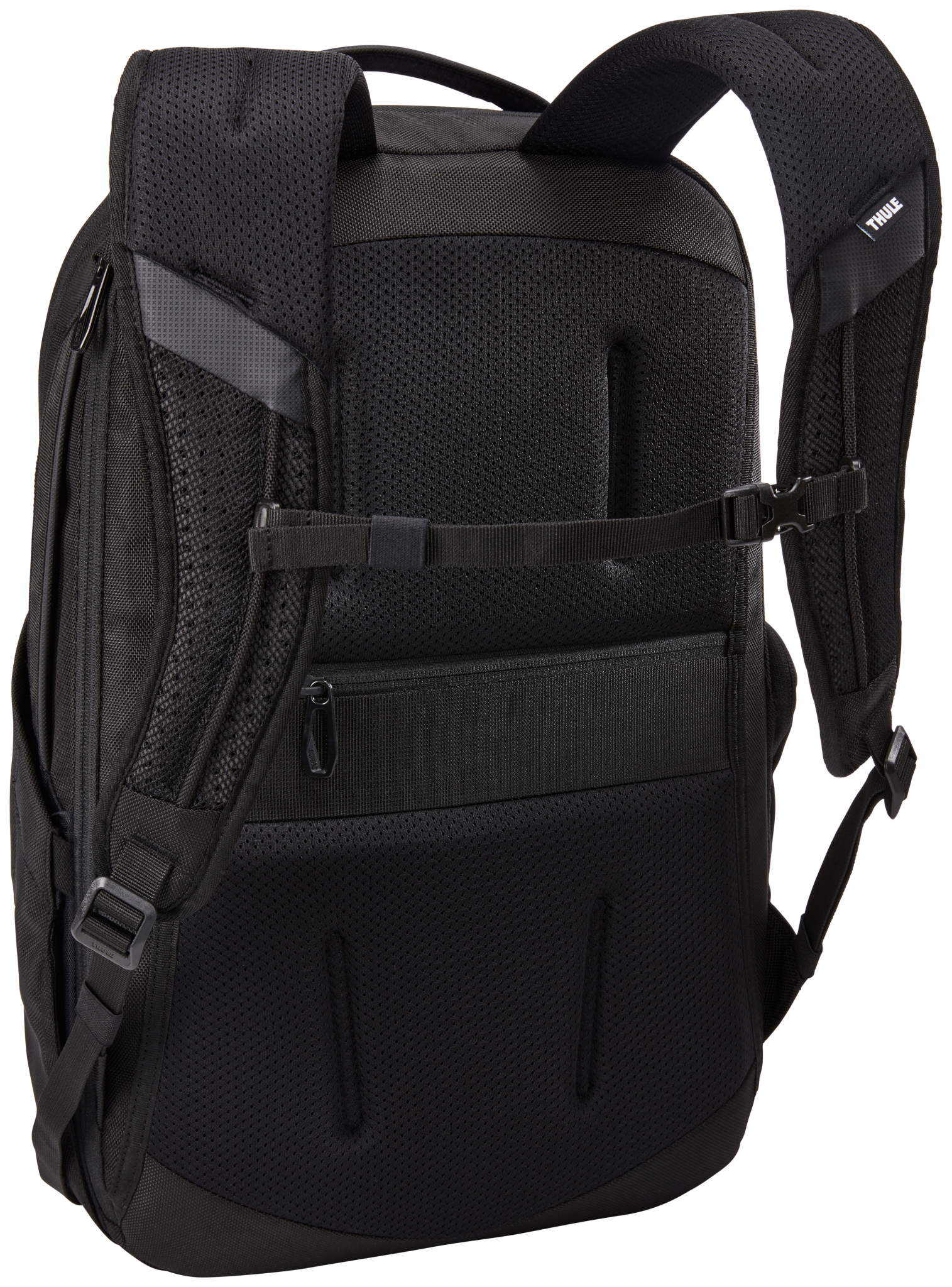 Schwarzer Rucksack, Rückansicht. Mesh-Rückwand, Träger und eine kleine Tasche mit Reißverschluss.