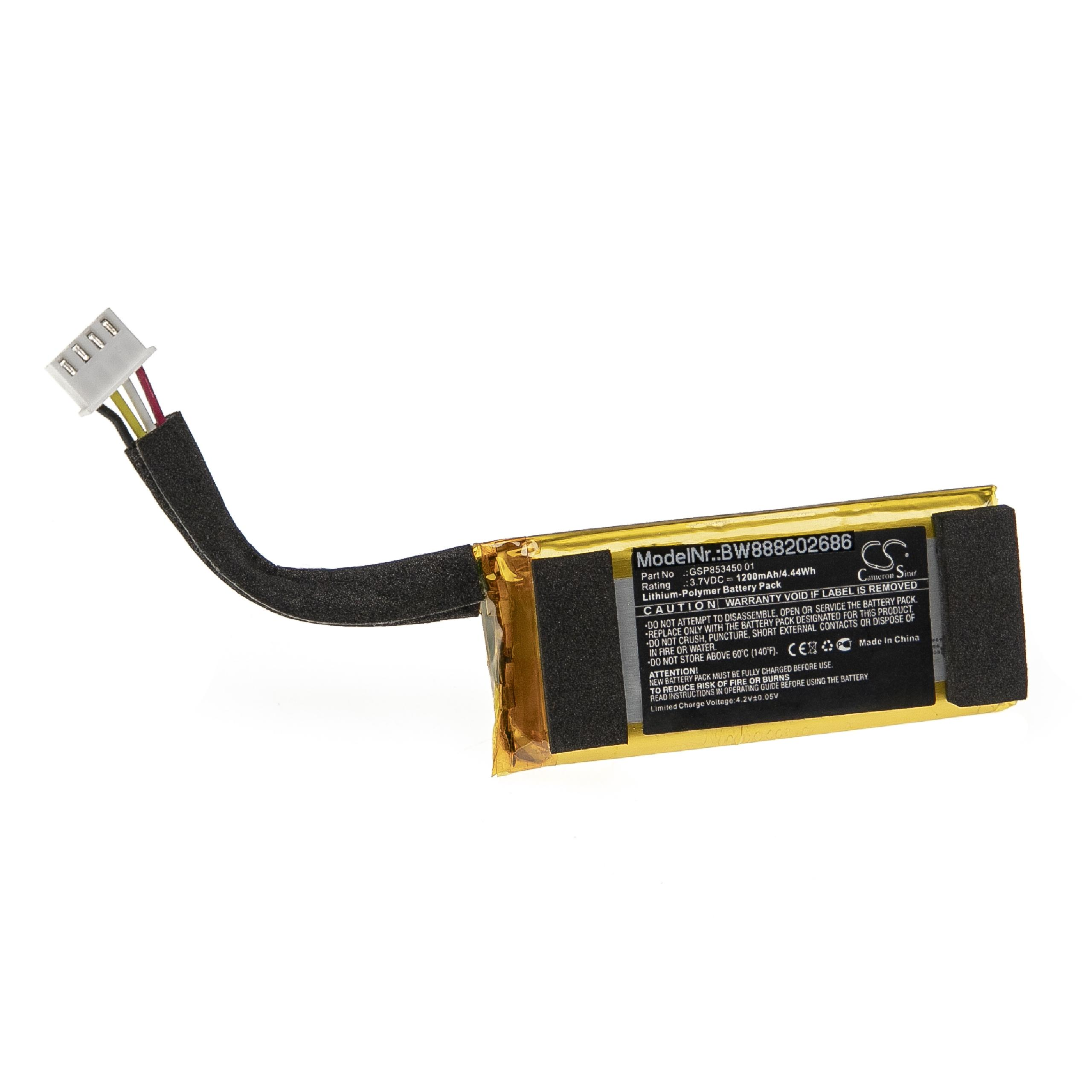 Goldener Akku mit Drähten und Stecker. Schwarze, weiße und rote Drähte. Weißer Hintergrund.