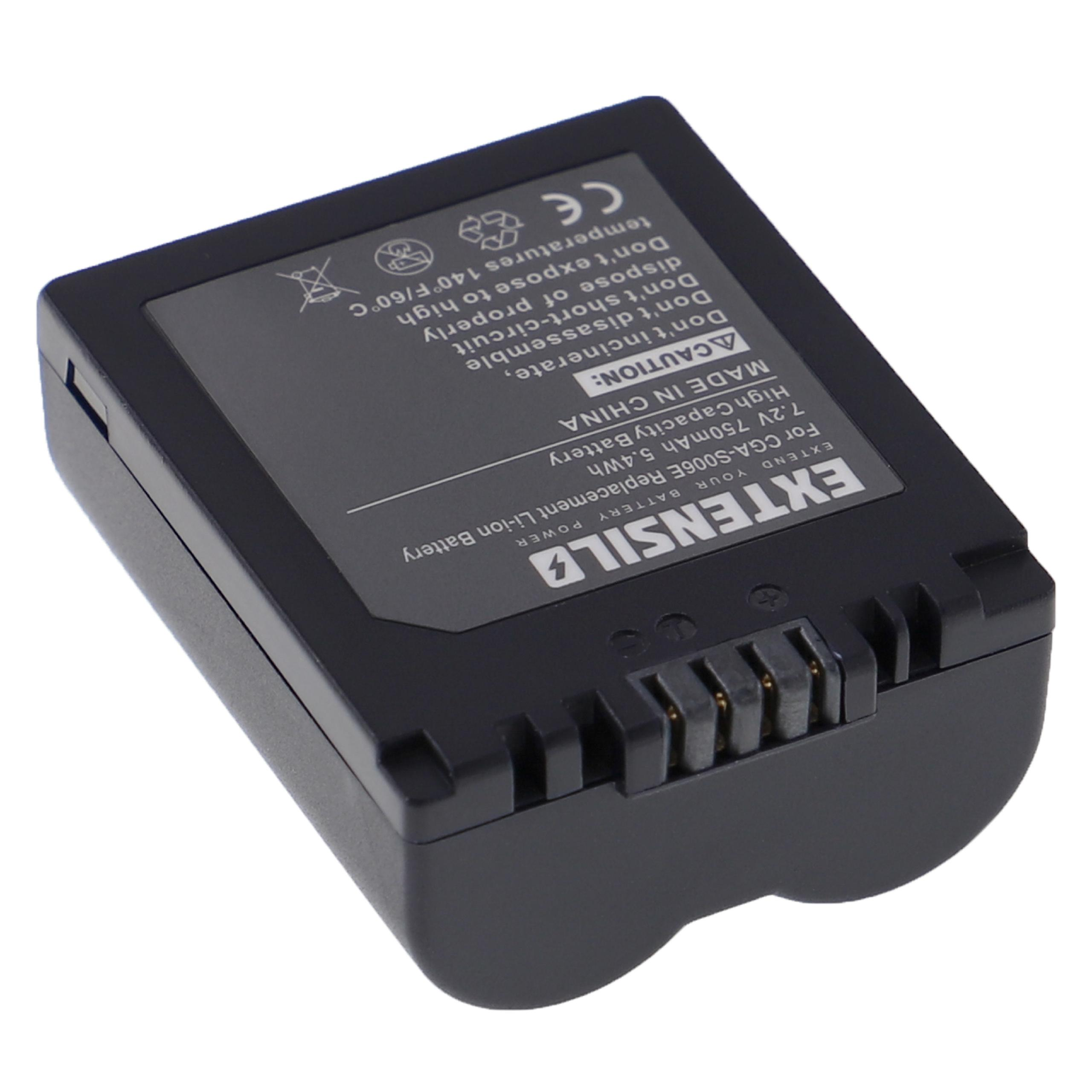 Schwarze Batterie mit Etikett, Stecker und Pins. Weißer Hintergrund.