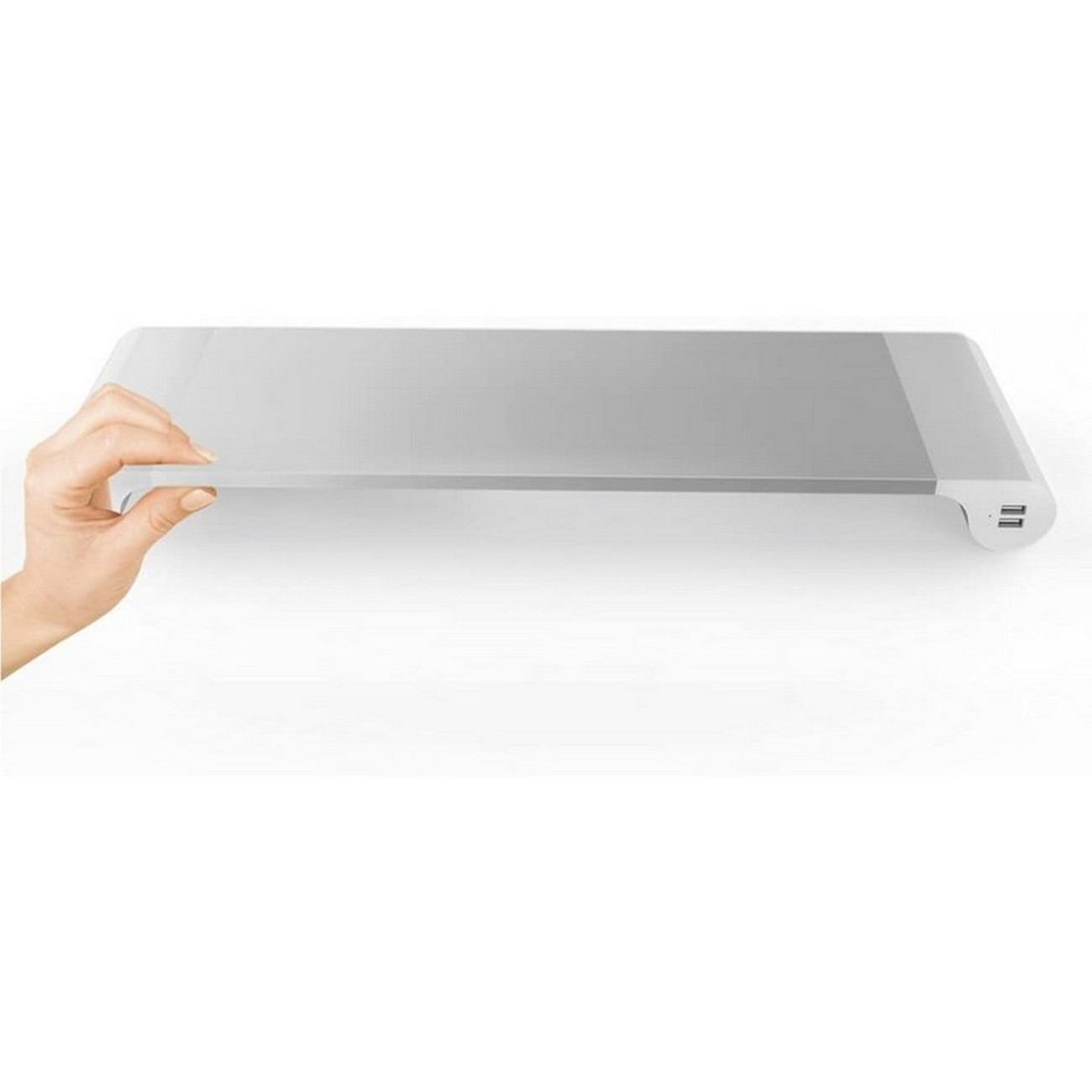 Mano sosteniendo una estantería blanca rectangular plana con borde plateado, sobre fondo blanco.