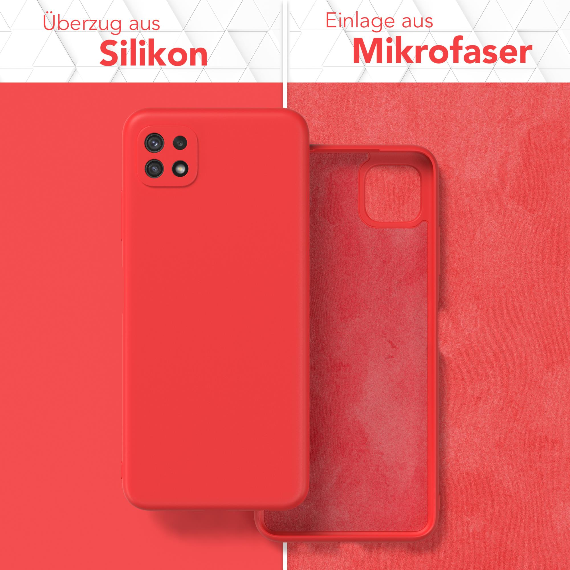 Rote Handyhülle. Linke Hälfte: Silikonhülle. Rechte Hälfte: Mikrofaserfutter. Worte: Silikon, Mikrofaser.