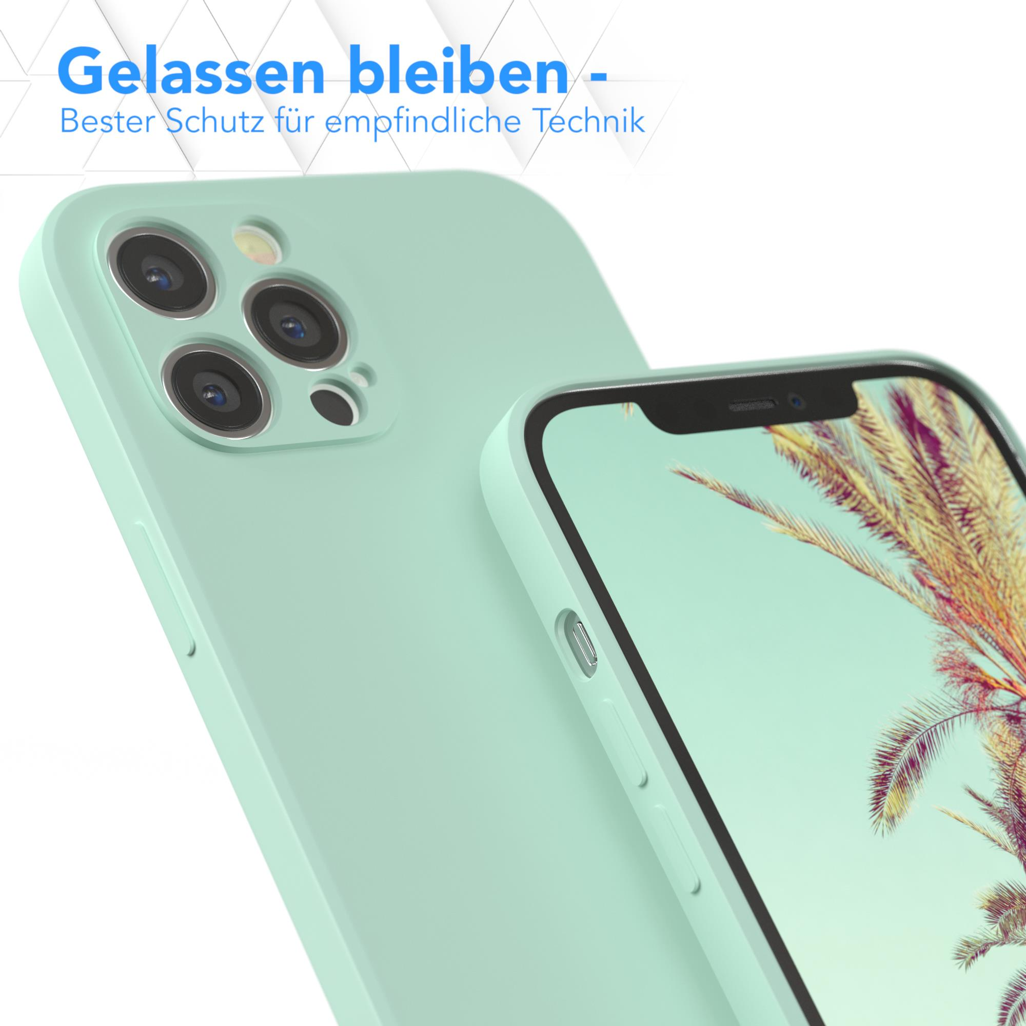 Nahaufnahme von Handyhülle und Telefon. Die Hülle ist grün.