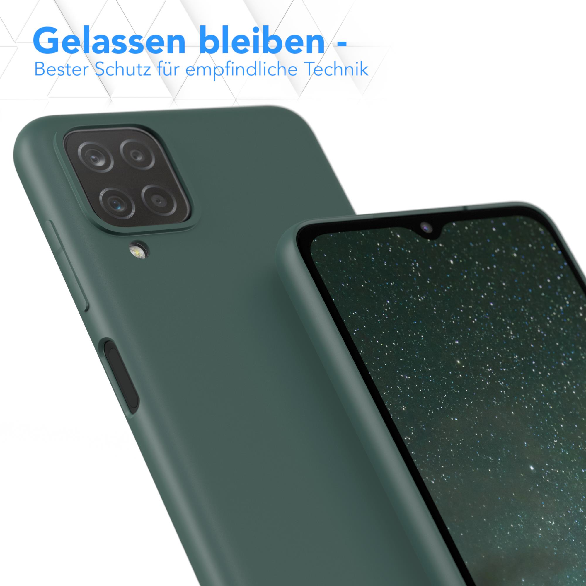 Nahaufnahme von zwei Handyhüllen: eine grün, eine mit einem Telefon mit Sternen.
