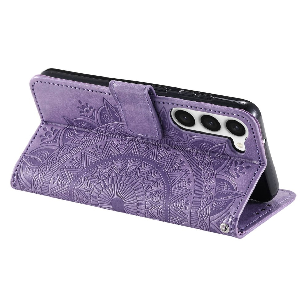 Lila Handyhülle offen mit Telefon darin, Mandala-Design. Telefon hat mehrere Kameras.