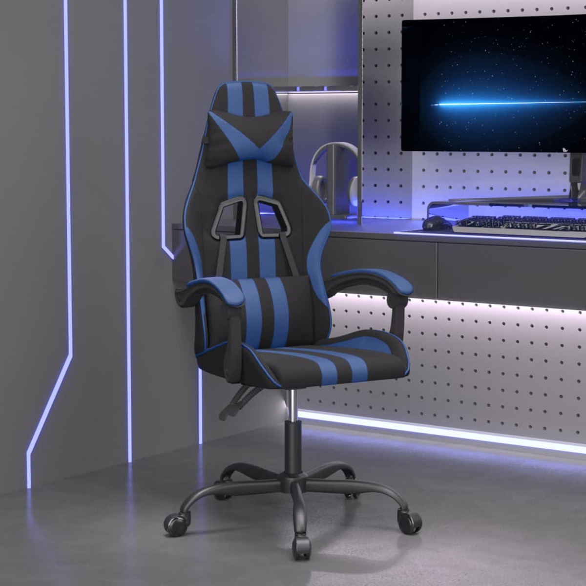 Gaming-Stuhl, schwarz mit blauen Streifen, in einem Raum mit blauen Neonlichtern und einem Bildschirm.
