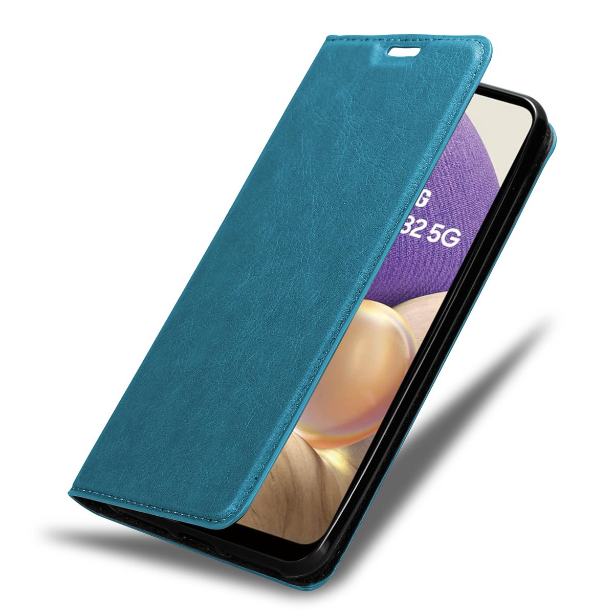 Blaue Handyhülle, geöffnet. Telefon innen mit sichtbarem Bildschirm. Bildschirm zeigt lila und weißes Design.