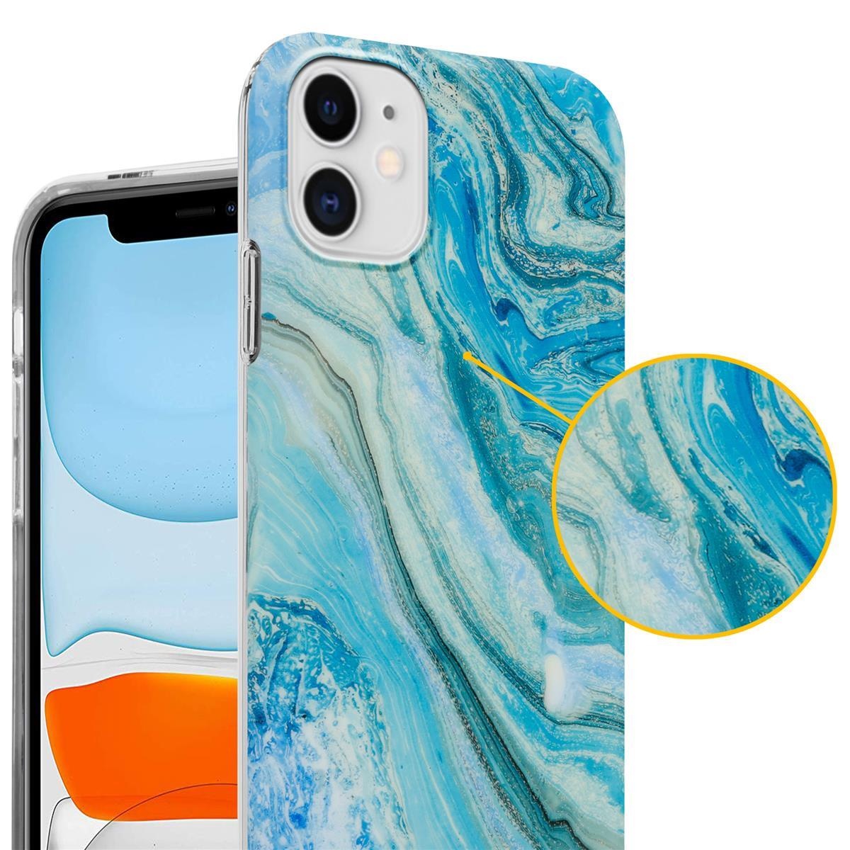 Custodia per telefono con design a marmo blu su un telefono bianco.
