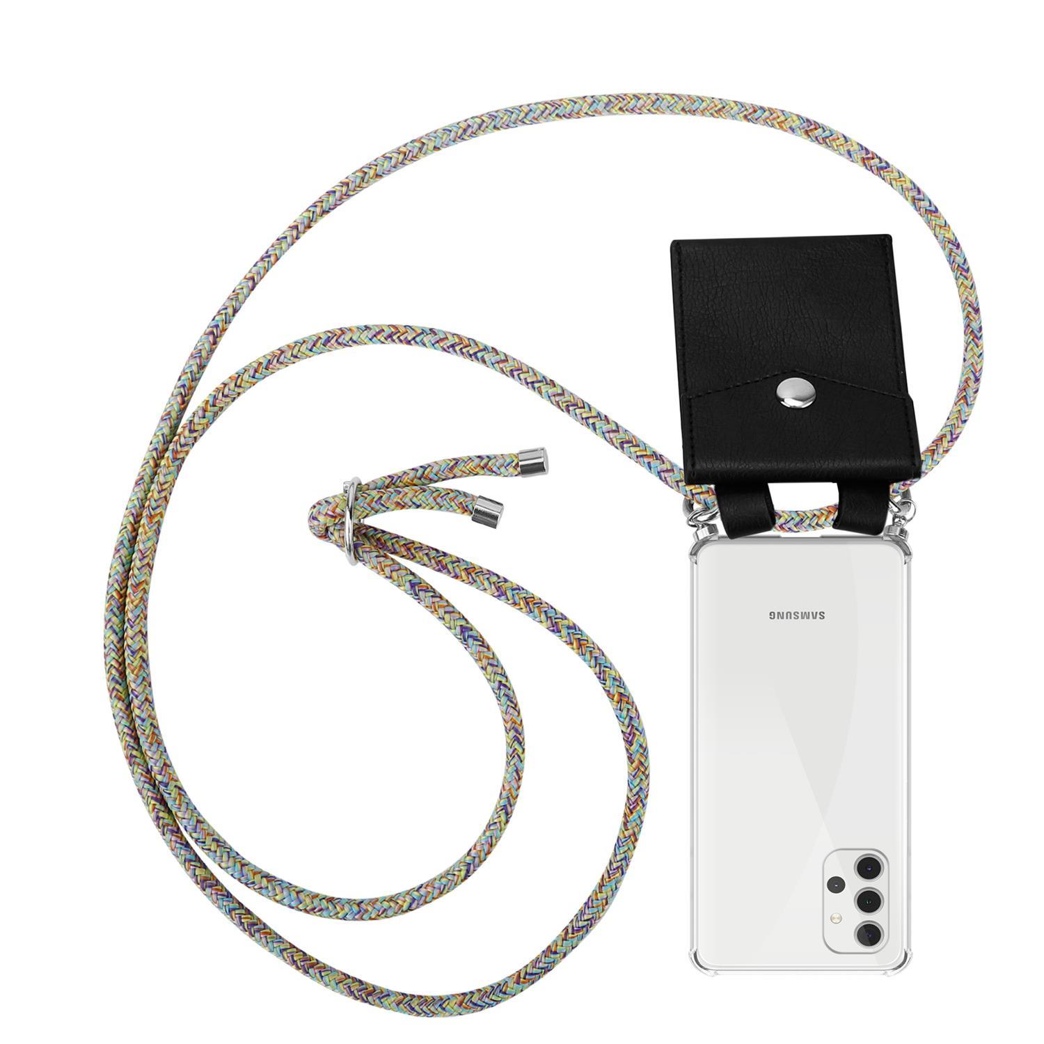 Handyhülle mit mehrfarbigem Lanyard. Das Telefon ist sichtbar.