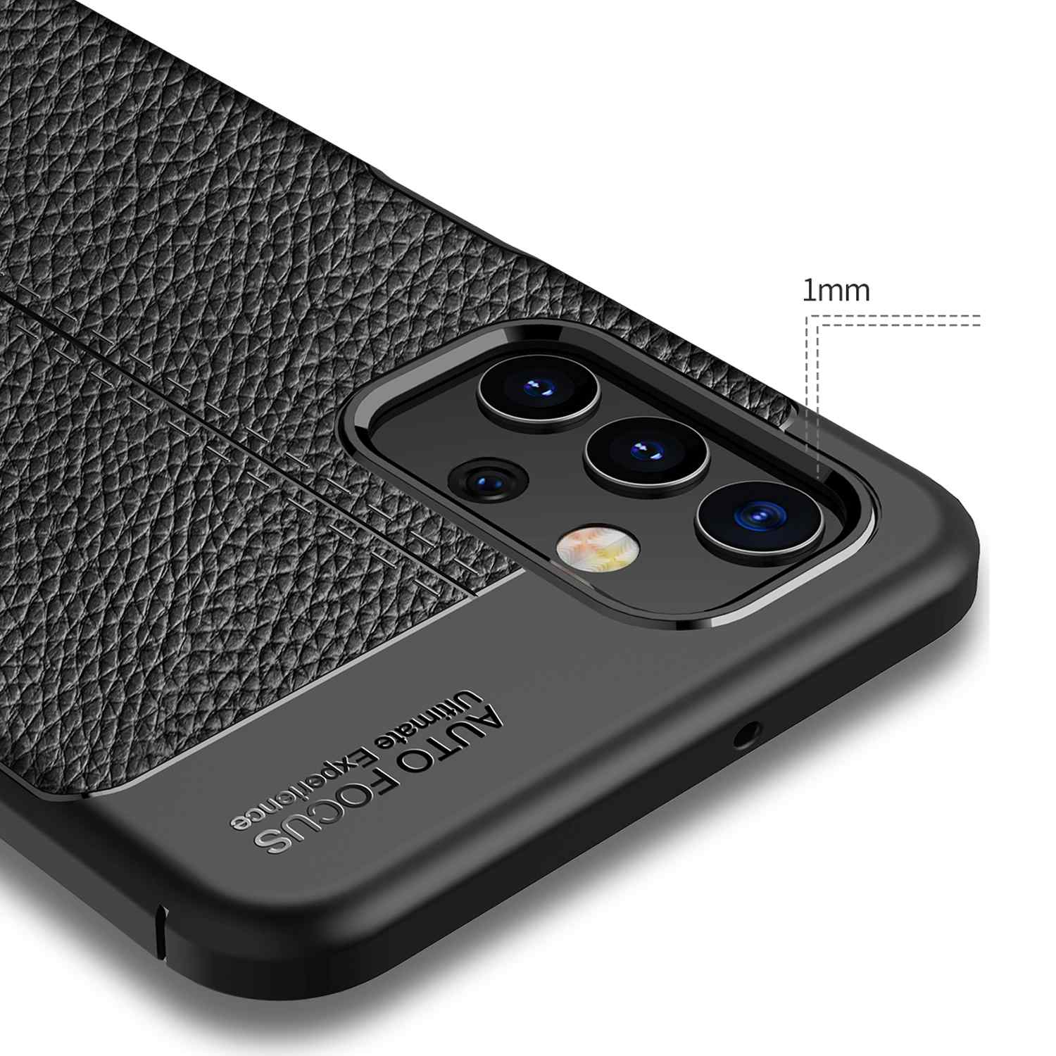 Custodia nera con design strutturato. Primo piano della fotocamera del telefono.