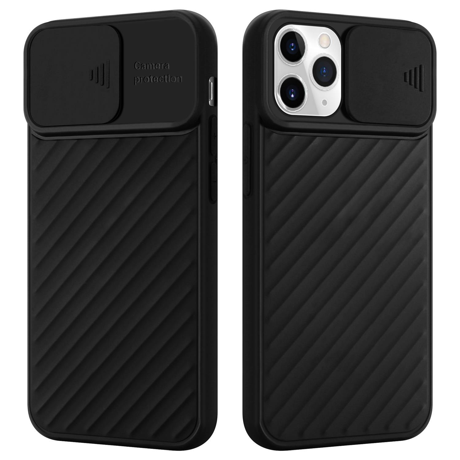 Schwarze Handyhülle mit Kameraabdeckung. Diagonale Linien auf der Rückseite. Abdeckung ist schwarz. Weißer Telefonbildschirm.