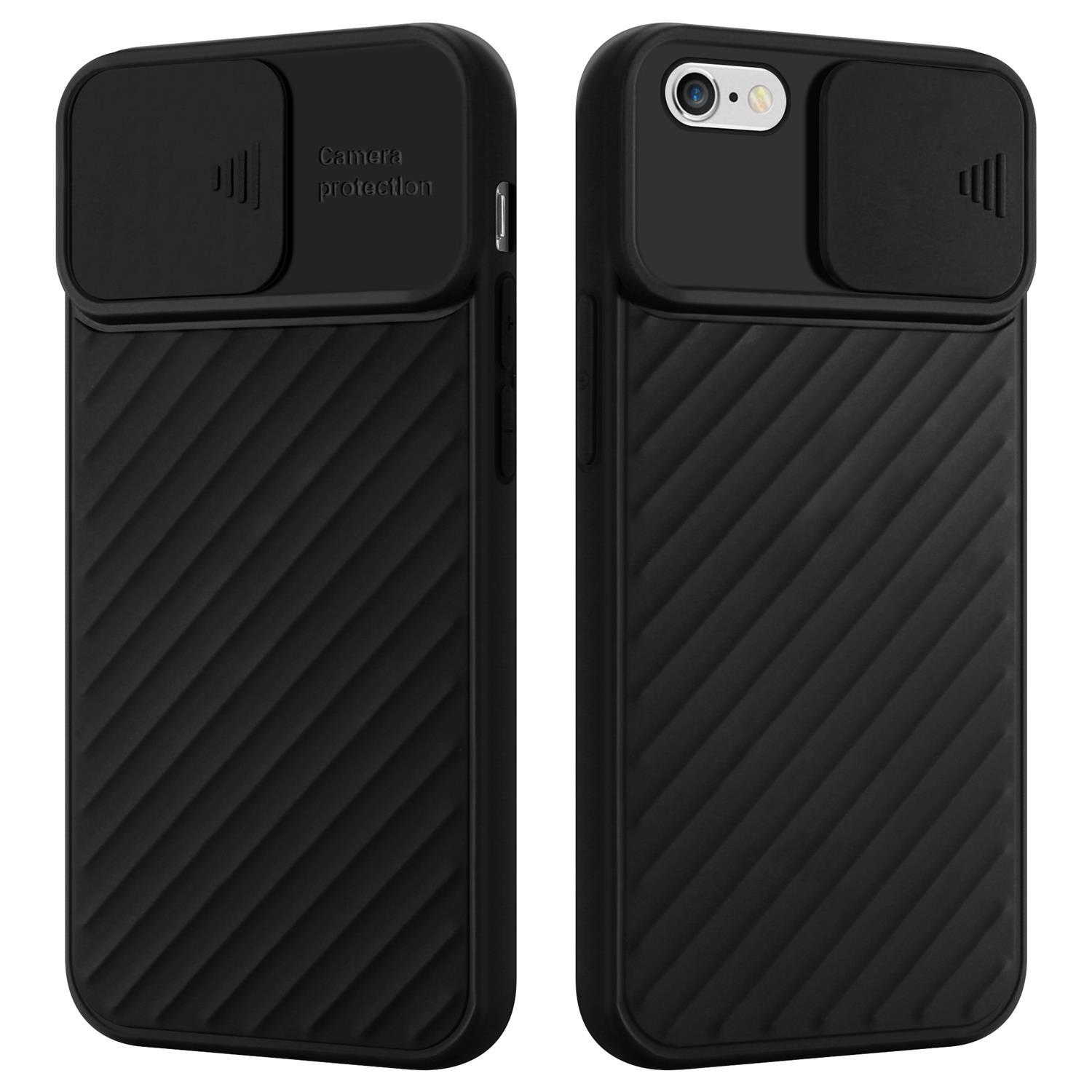 Schwarze Handyhülle mit Kameraschutz und strukturiertem Design. Das Telefon befindet sich auf der rechten Seite.