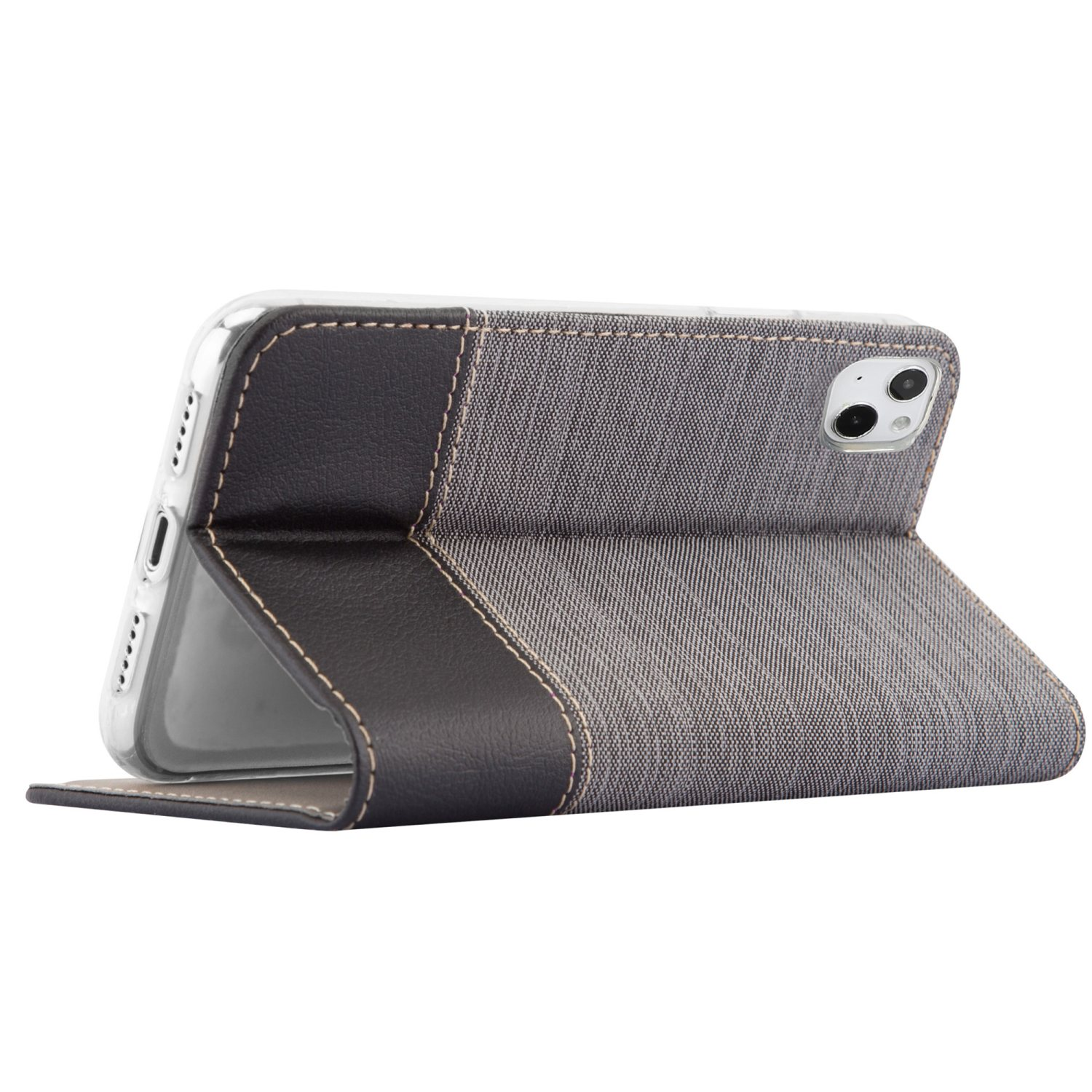 Téléphone dans un étui ouvert, avec tissu et cuir. Fond blanc.