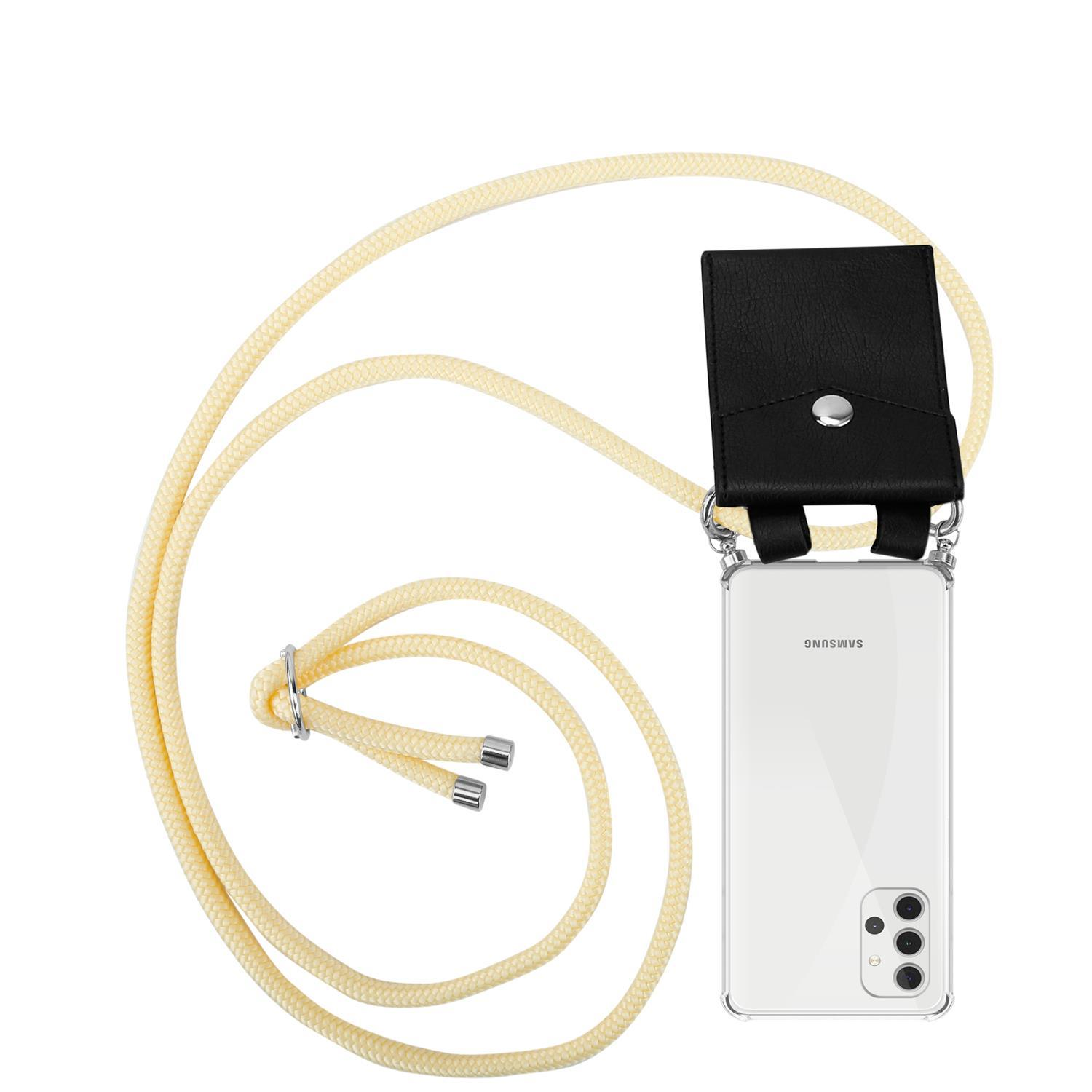 Telefon mit cremefarbenem Lanyard, schwarzer Hülle und Samsung-Logo. Isoliert auf Weiß.