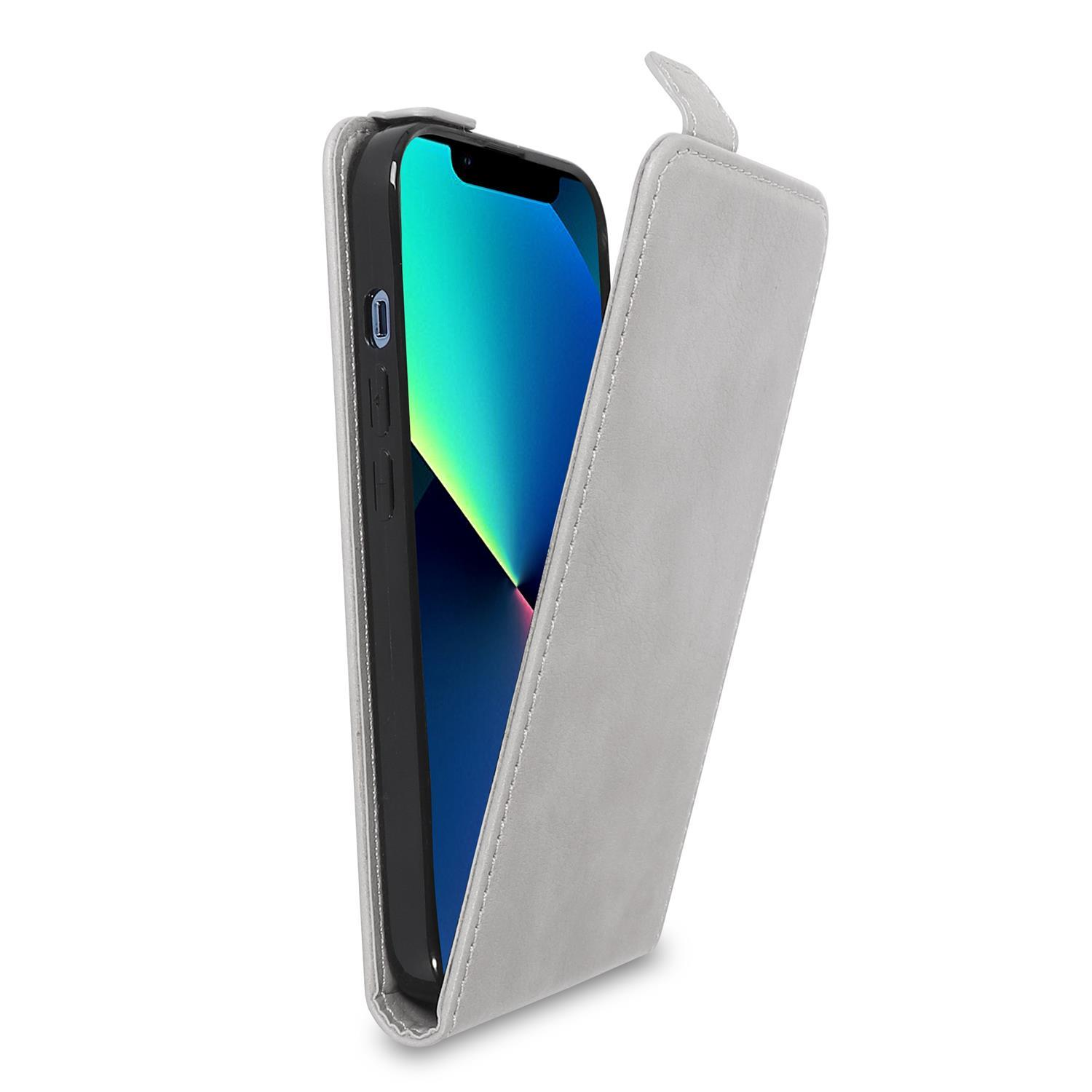 Graue Handyhülle, offen, hält ein Telefon, auf weißem Hintergrund.