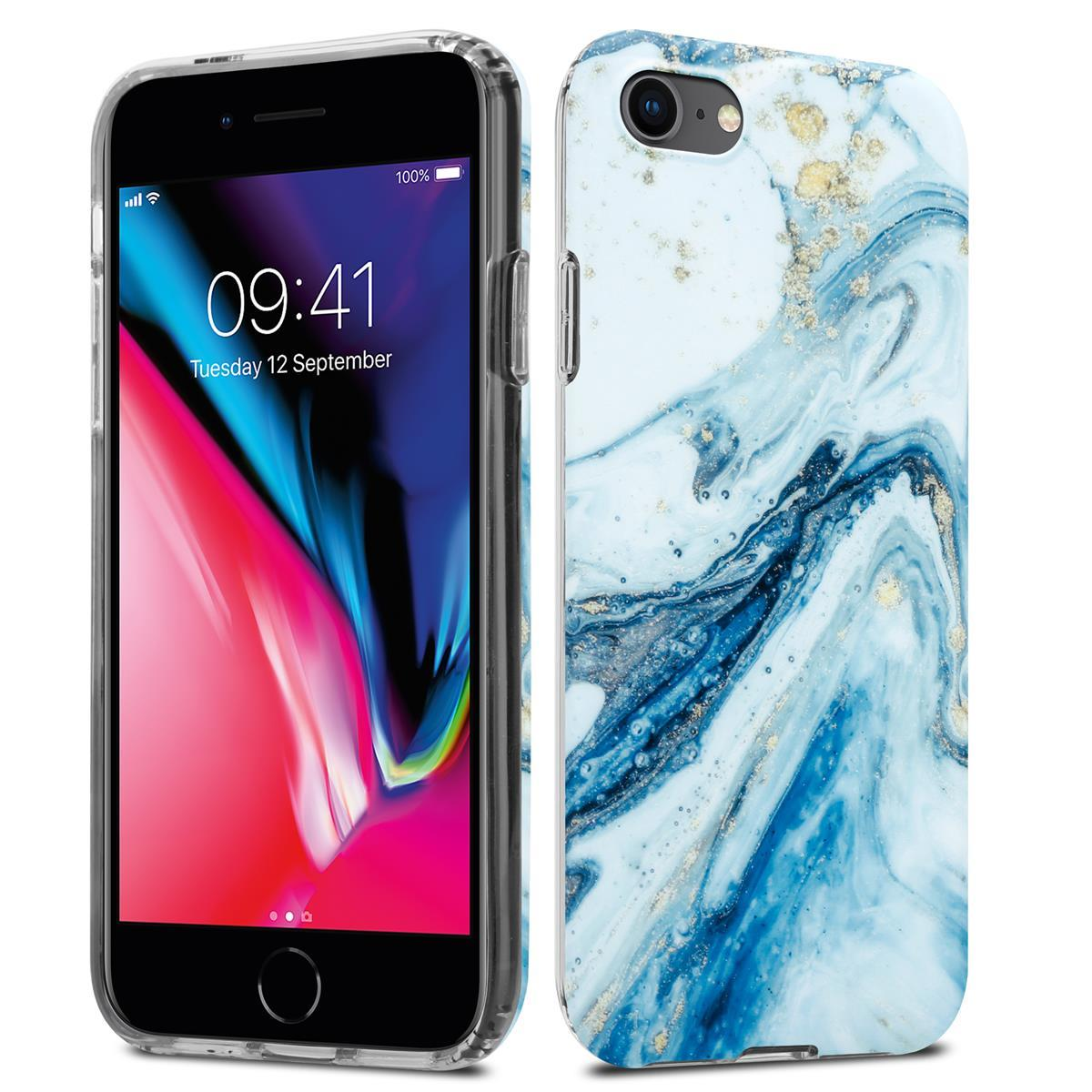iPhone in una custodia trasparente con un design marmorizzato.