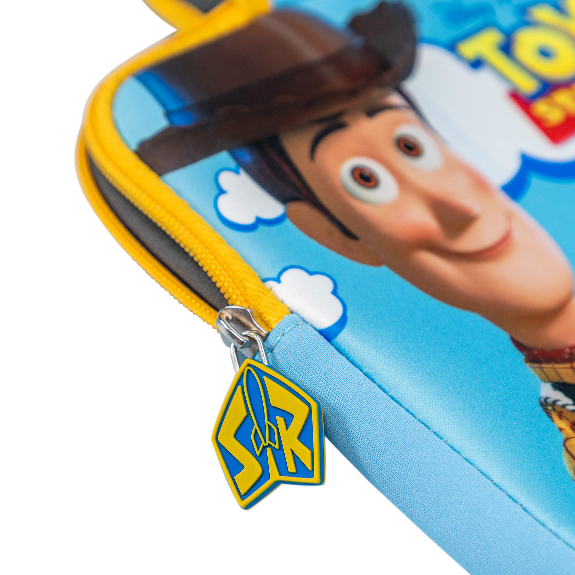 Toy Story-Hülle mit Woody. Gelber Reißverschluss und Logo.
