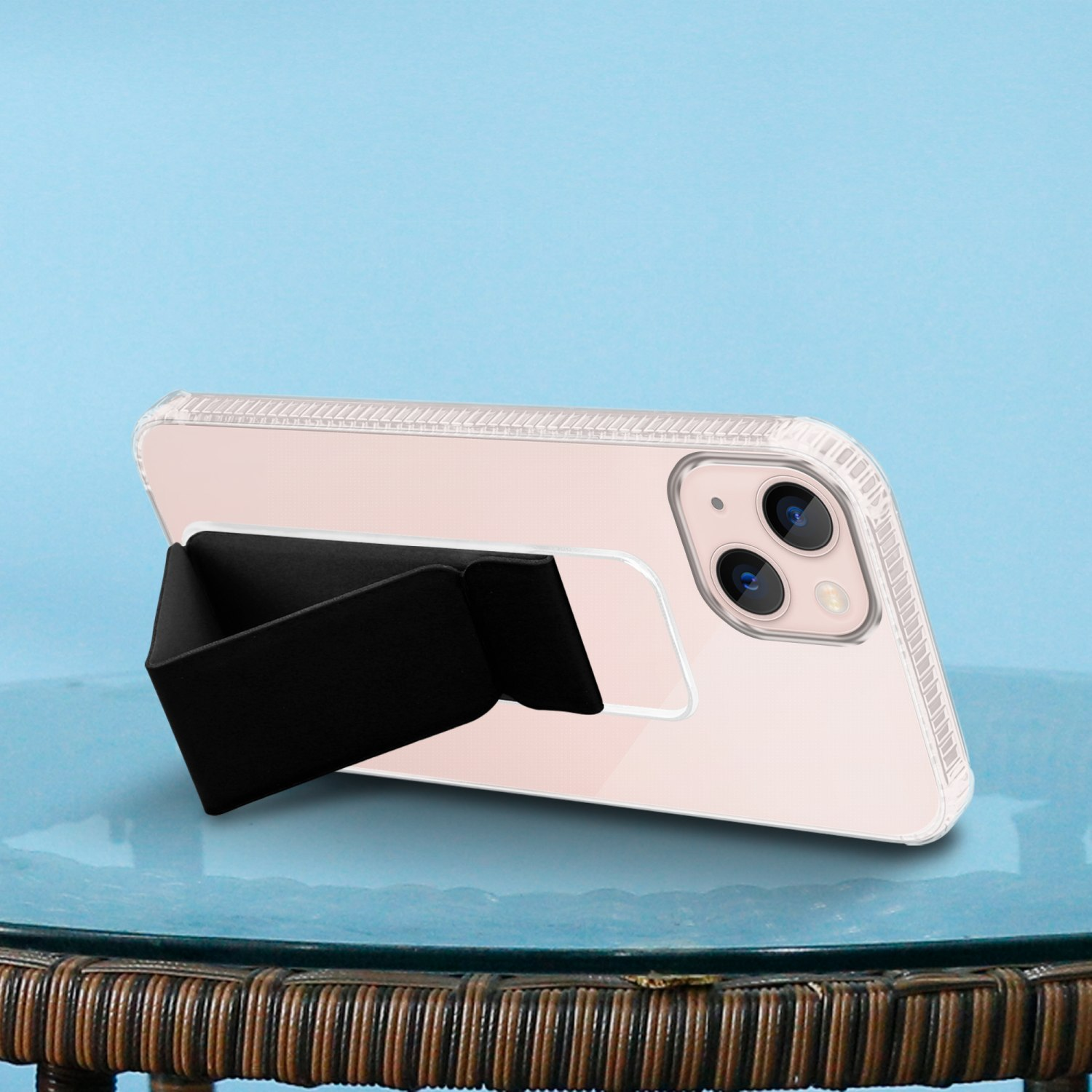 Telefon mit schwarzem Ständer, abgewinkelt, auf blauem Hintergrund.