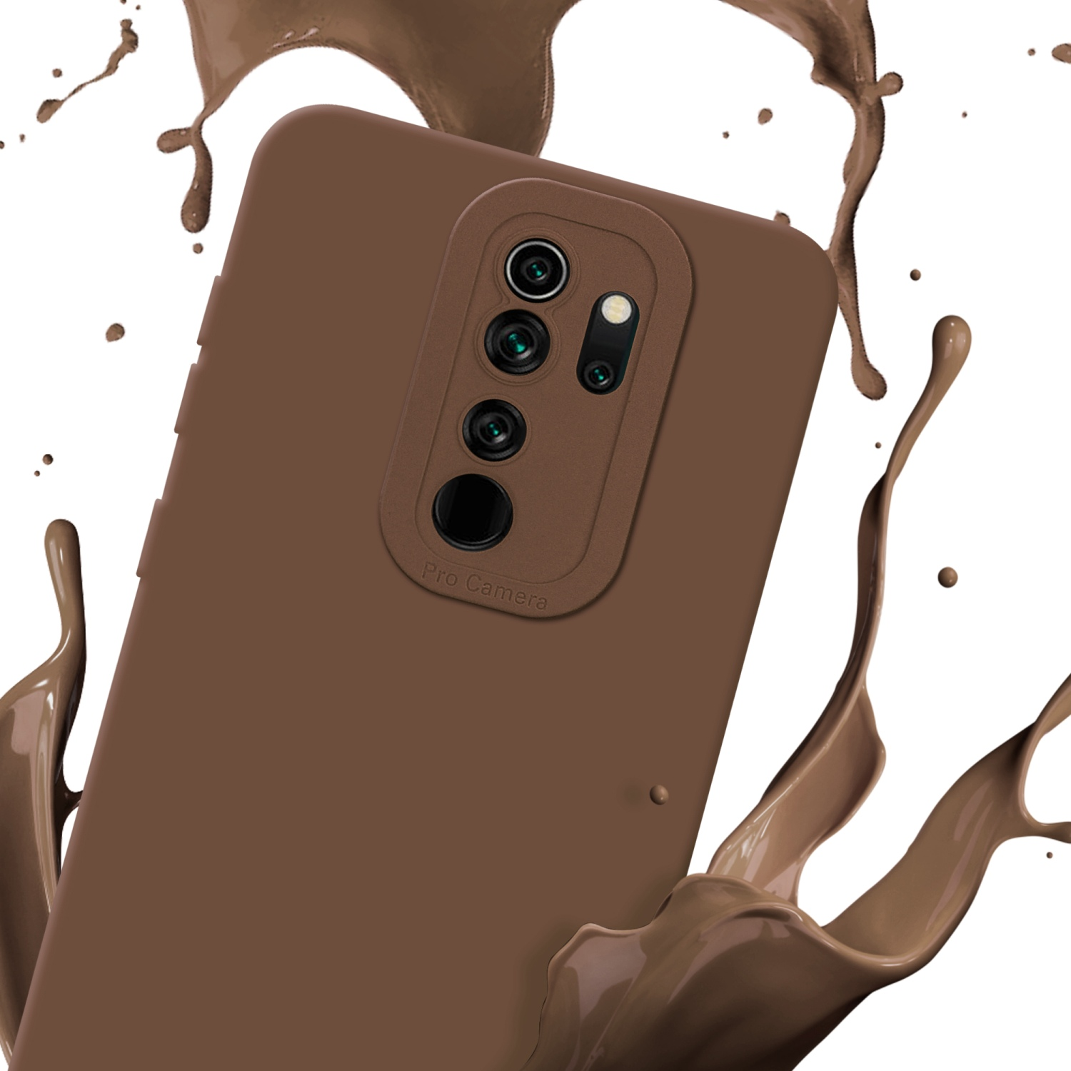 Una custodia per telefono marrone con effetto spruzzo di fotocamera. Schizzi di liquido marrone intorno alla custodia su sfondo bianco.