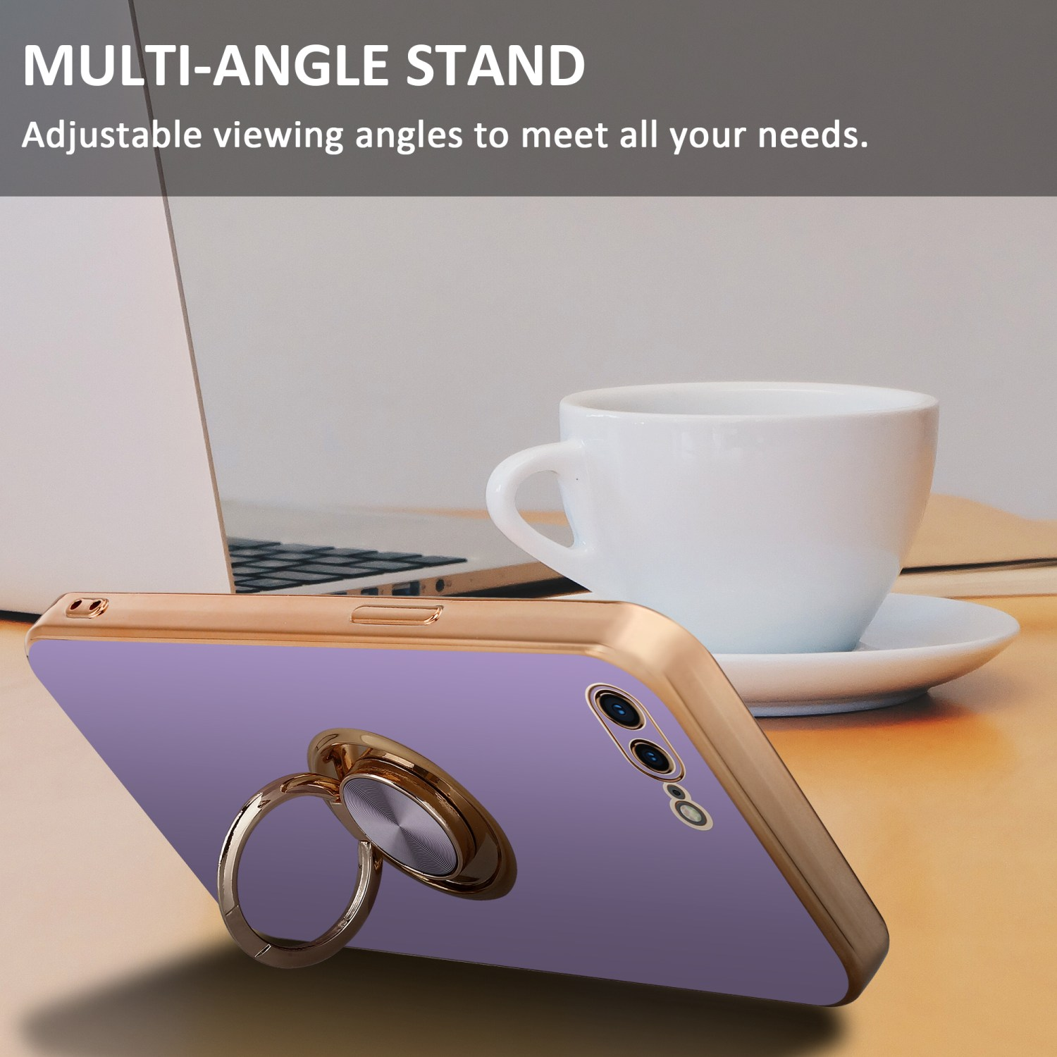 Lila Handyhülle mit Goldring, auf einem Schreibtisch mit Laptop und Kaffeetasse.