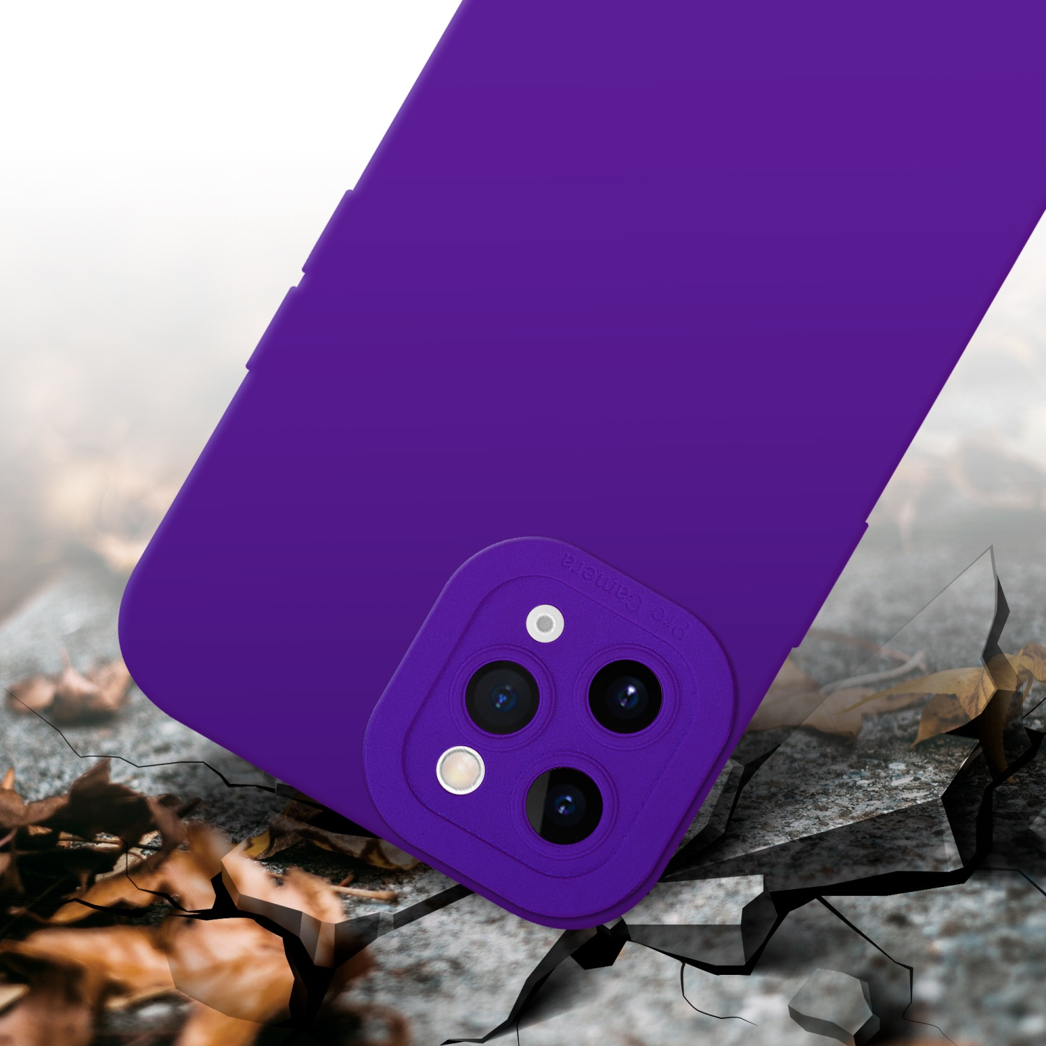 Custodia viola su superficie crepata, sfondo sfocato.