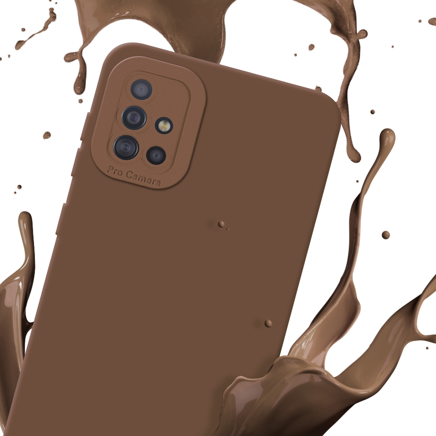 Custodia marrone per telefono con spruzzi di liquido marrone su sfondo bianco. Con etichetta pro camera.