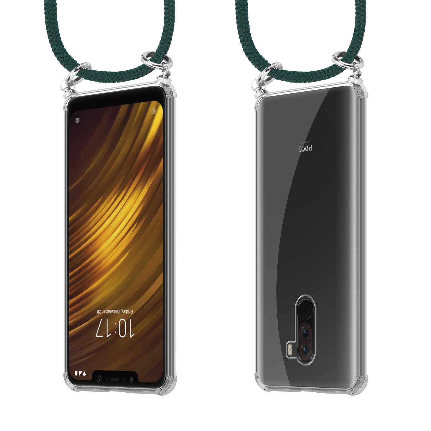 Zwei Telefonansichten. Eine zeigt einen Telefonbildschirm mit Uhrzeit. Die andere, die Rückseite des Telefons mit einem Umhängeband.