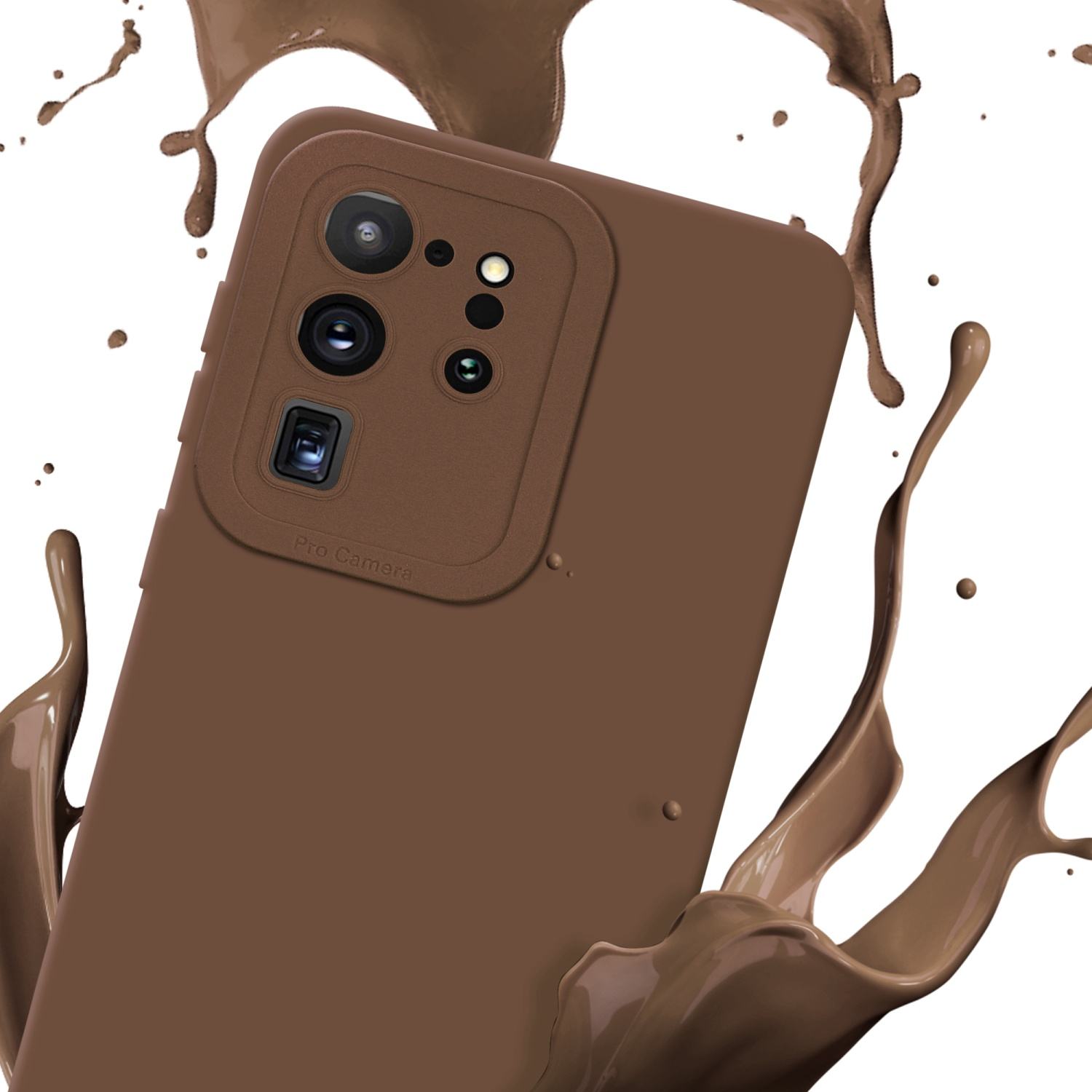 Una custodia marrone per telefono con modulo fotocamera, spruzzata di liquido marrone su sfondo bianco.