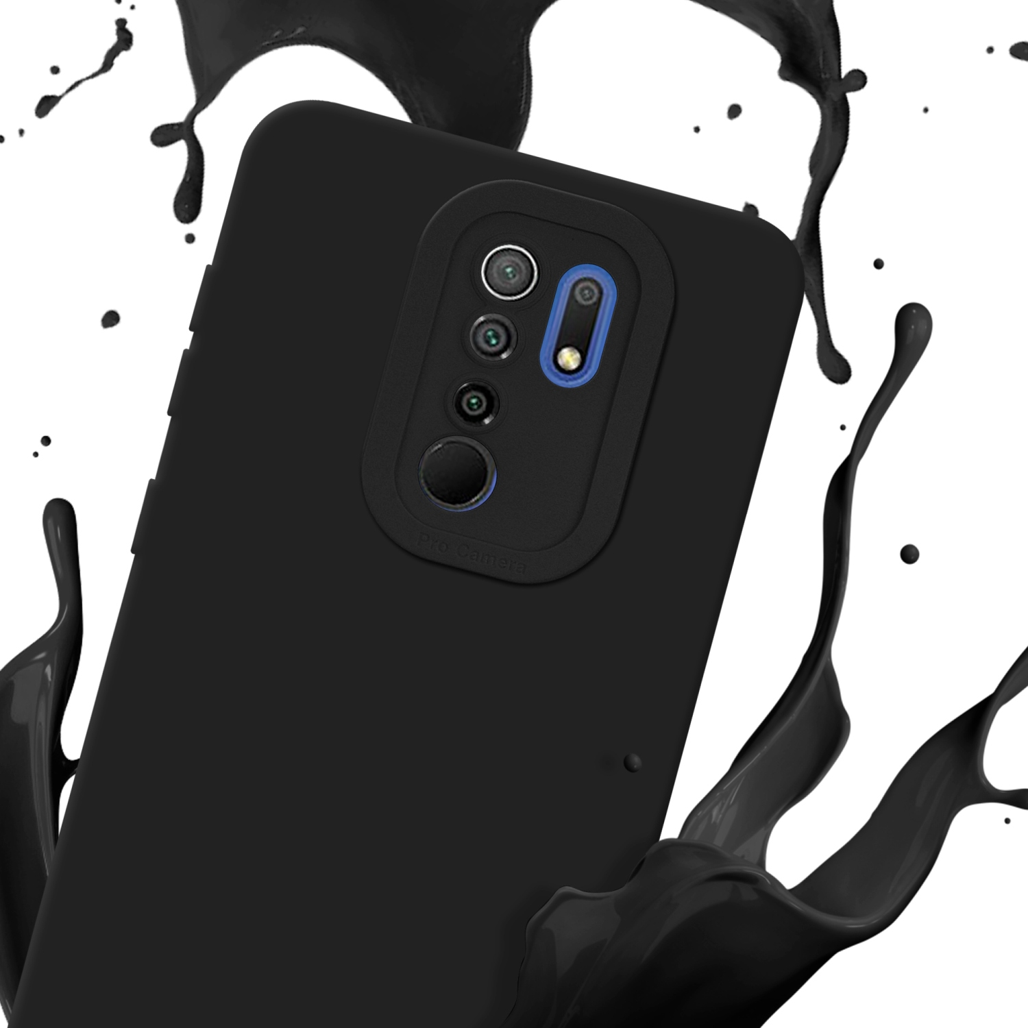 Custodia per telefono nera con quattro fotocamere. Schizzo di vernice nera su sfondo bianco.