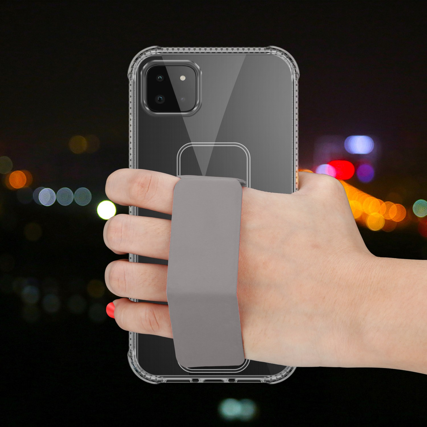 Hand, die ein Telefon mit grauem Riemen hält, der an einer transparenten Hülle befestigt ist.