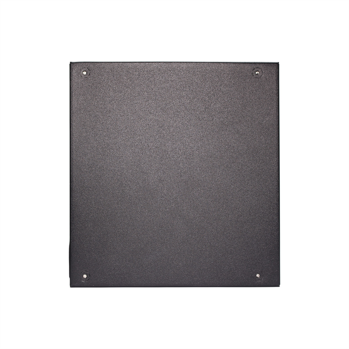 Czarna, kwadratowa płyta z zaokrąglonymi rogami i czterema małymi otworami.