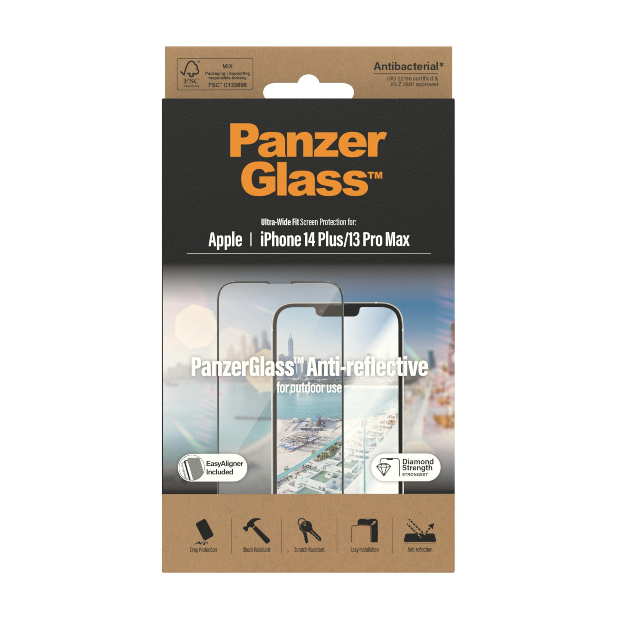 Scatola di protezione schermo PanzerGlass per iPhone, con un proteggi schermo mostrato.