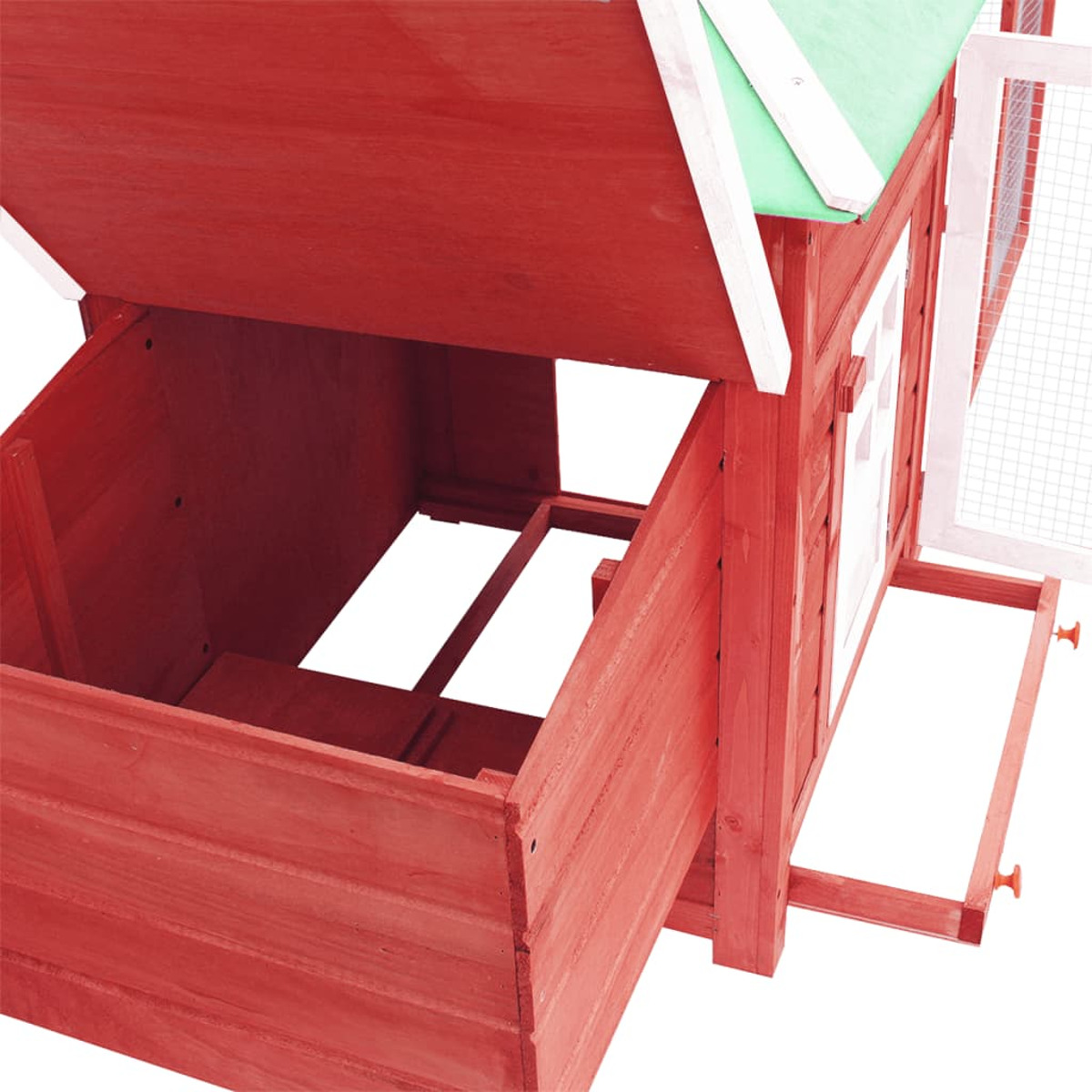 Ein roter Hühnerstall aus Holz mit einem grünen Dach. Ein Teil des Stalls ist geöffnet.