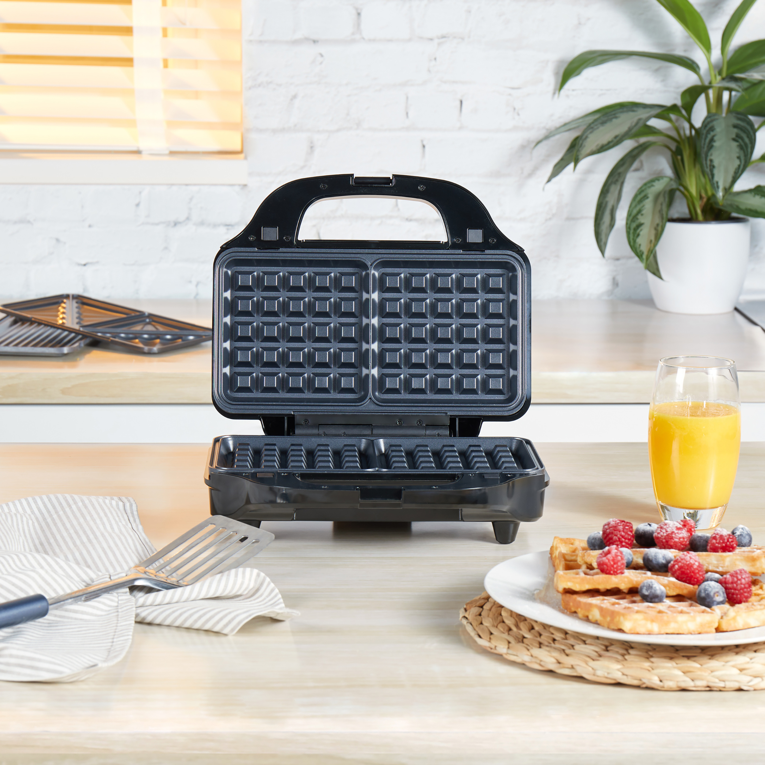 PETRA 3 Mit Schwarz auswechselbaren Spülmaschinenfest 1 - Paninigrill, Sandwichmaker- Waffeleisen Grill Waffeleisen Grillplatten XL - - in Kontaktgrill