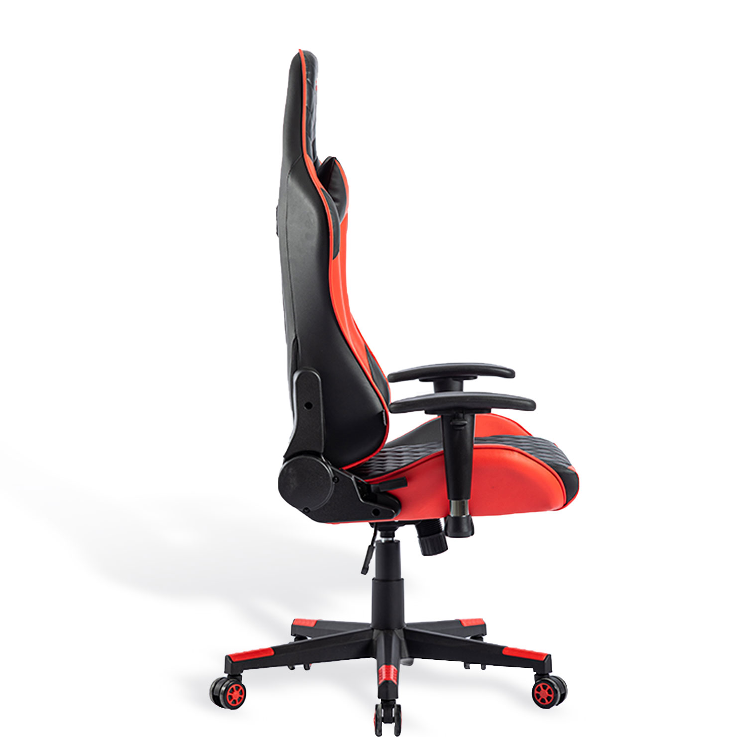 Vista lateral de una silla gaming roja y negra con base negra y ruedas rojas.