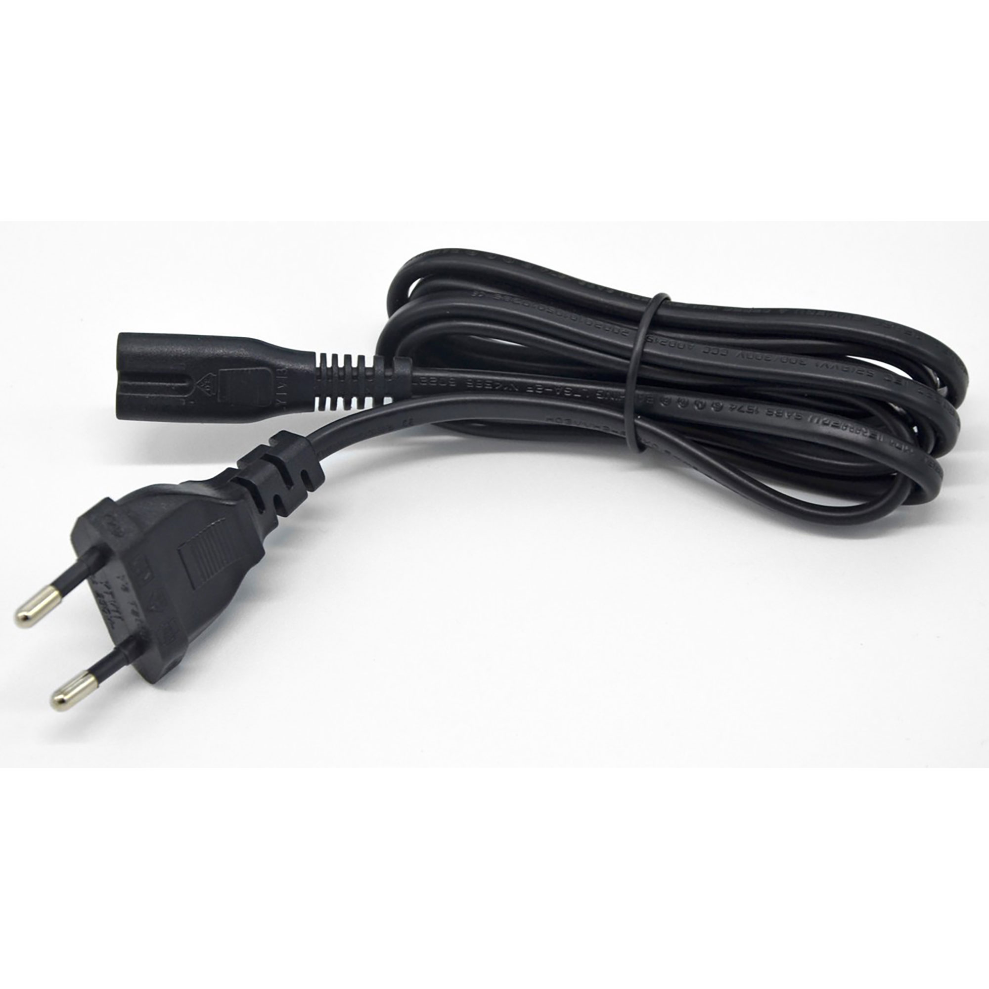 Schwarzes Netzkabel mit Zweipolstecker, weißer Hintergrund.