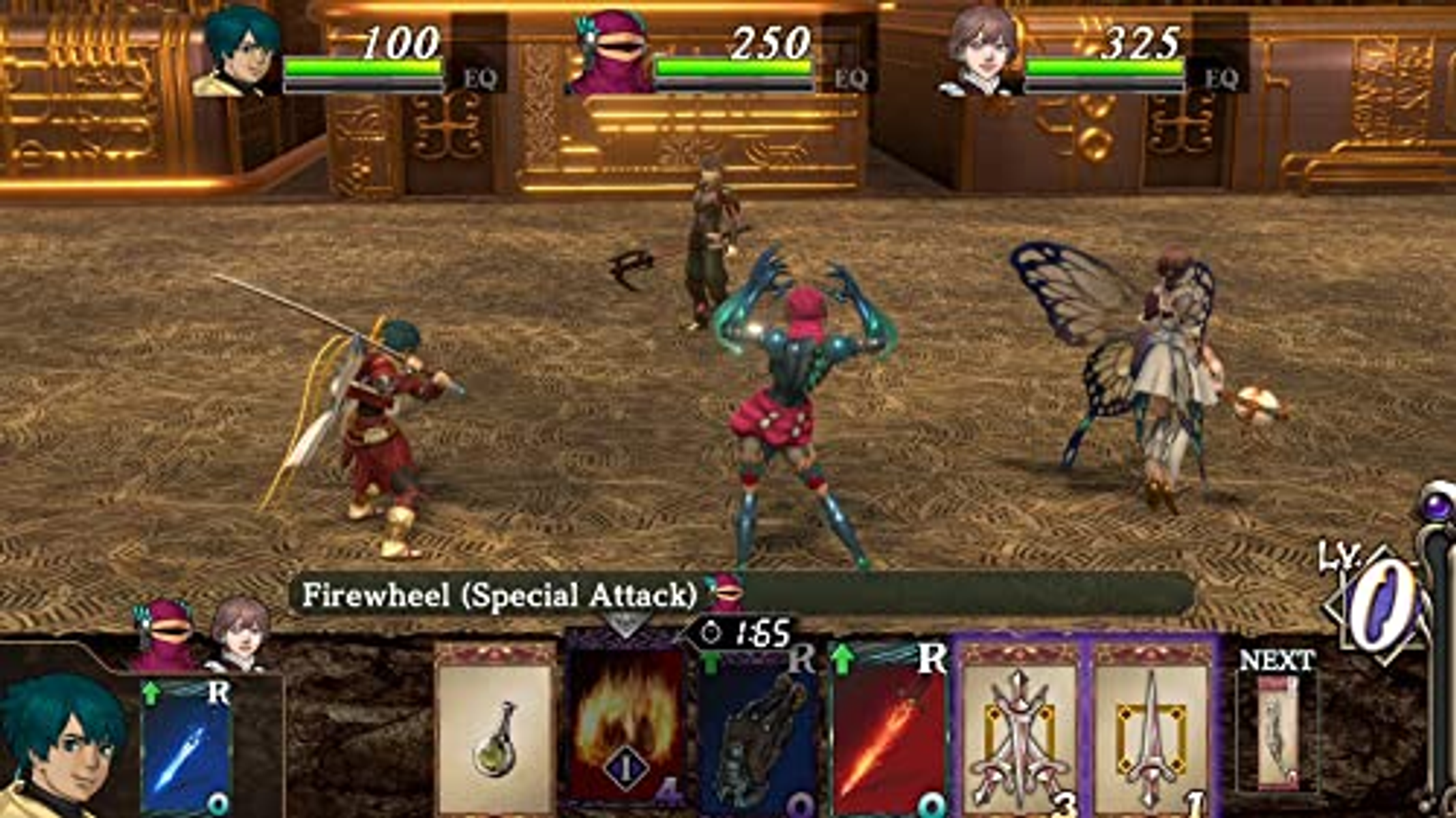 Una scena di videogioco con personaggi in azione. L'interfaccia di gioco è visibile in basso.