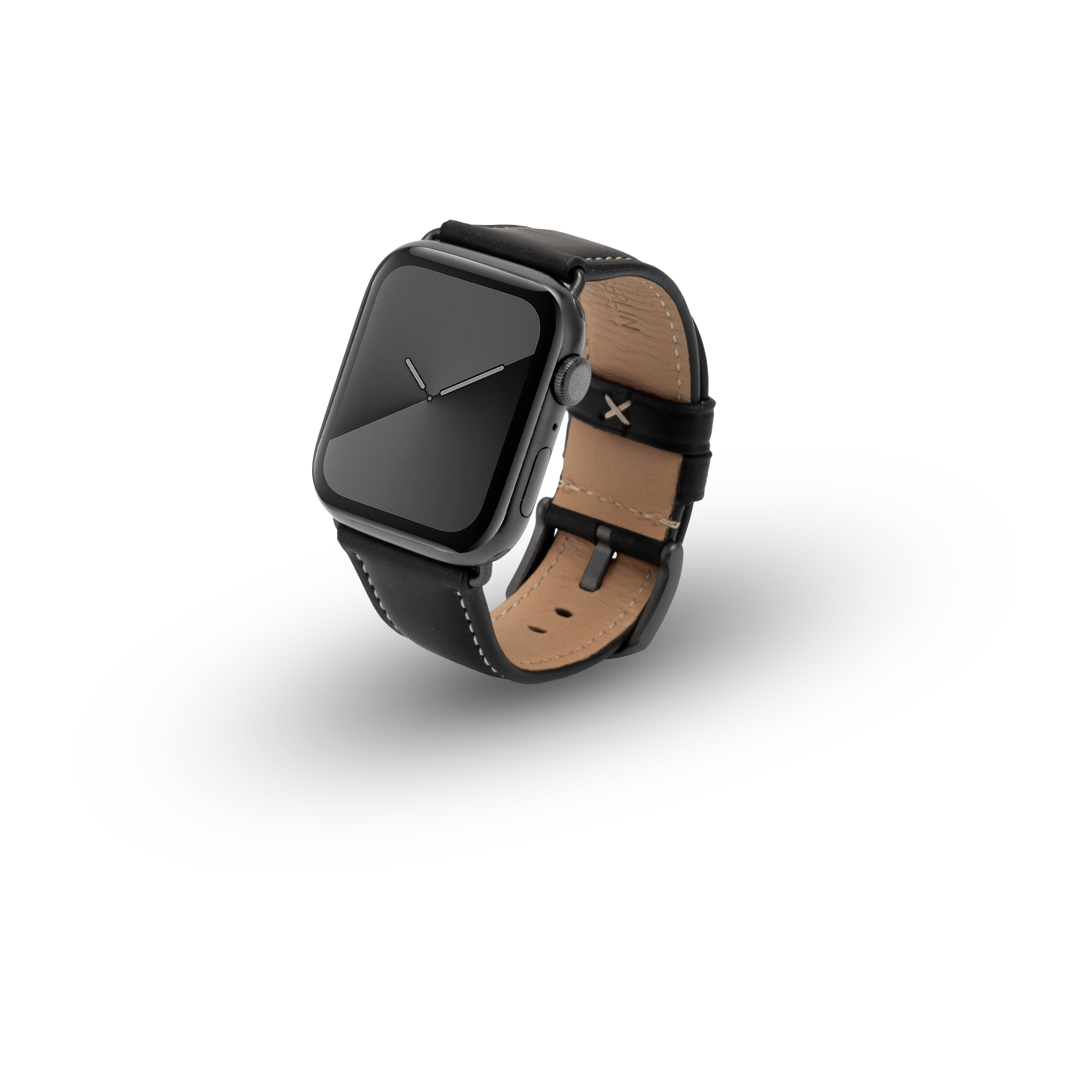 Schwarze Apple Watch mit schwarzem Armband, auf weißer Oberfläche mit Schatten.